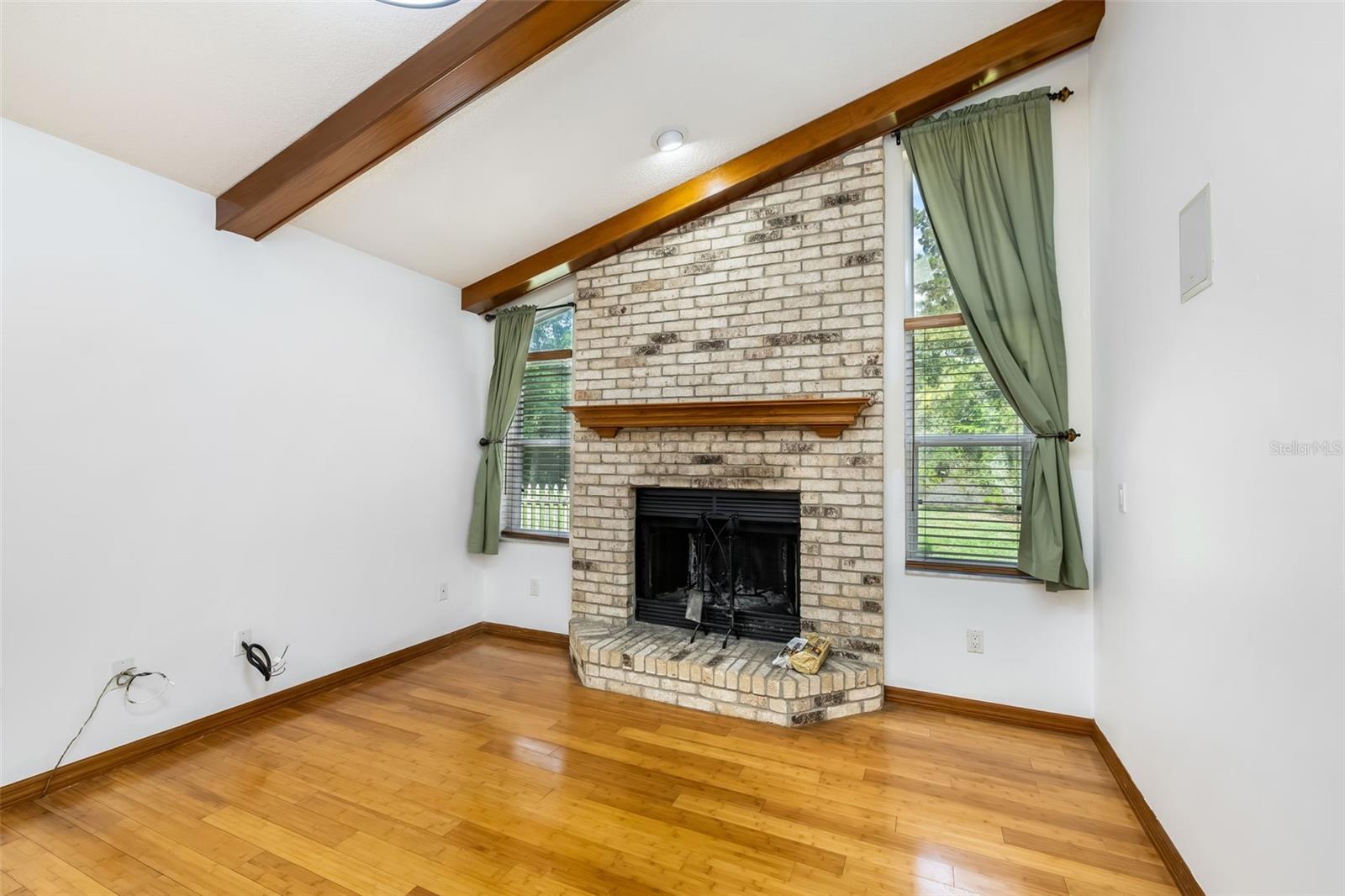 Image 40 of 57 For 282 Beachway Drive