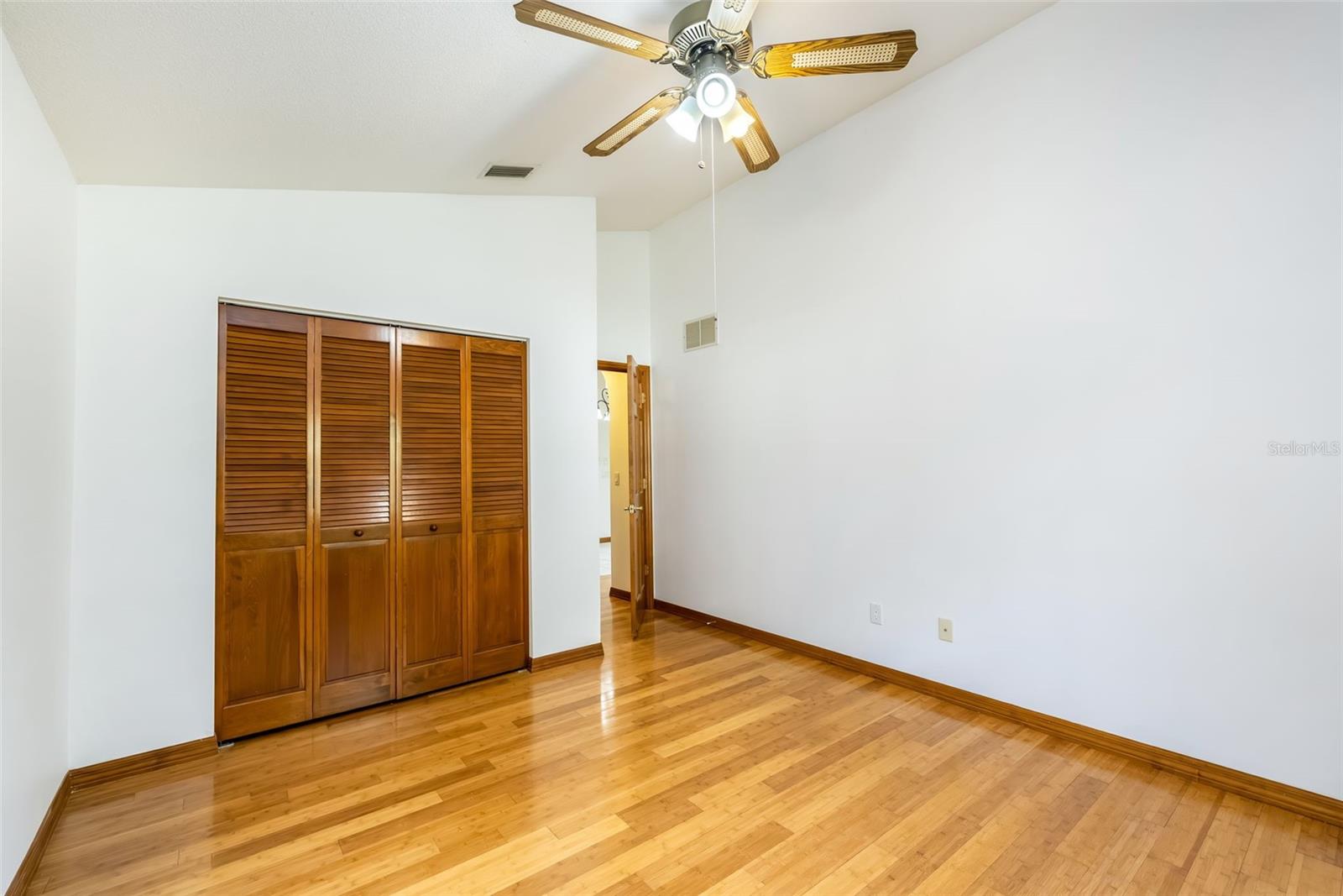 Image 42 of 57 For 282 Beachway Drive