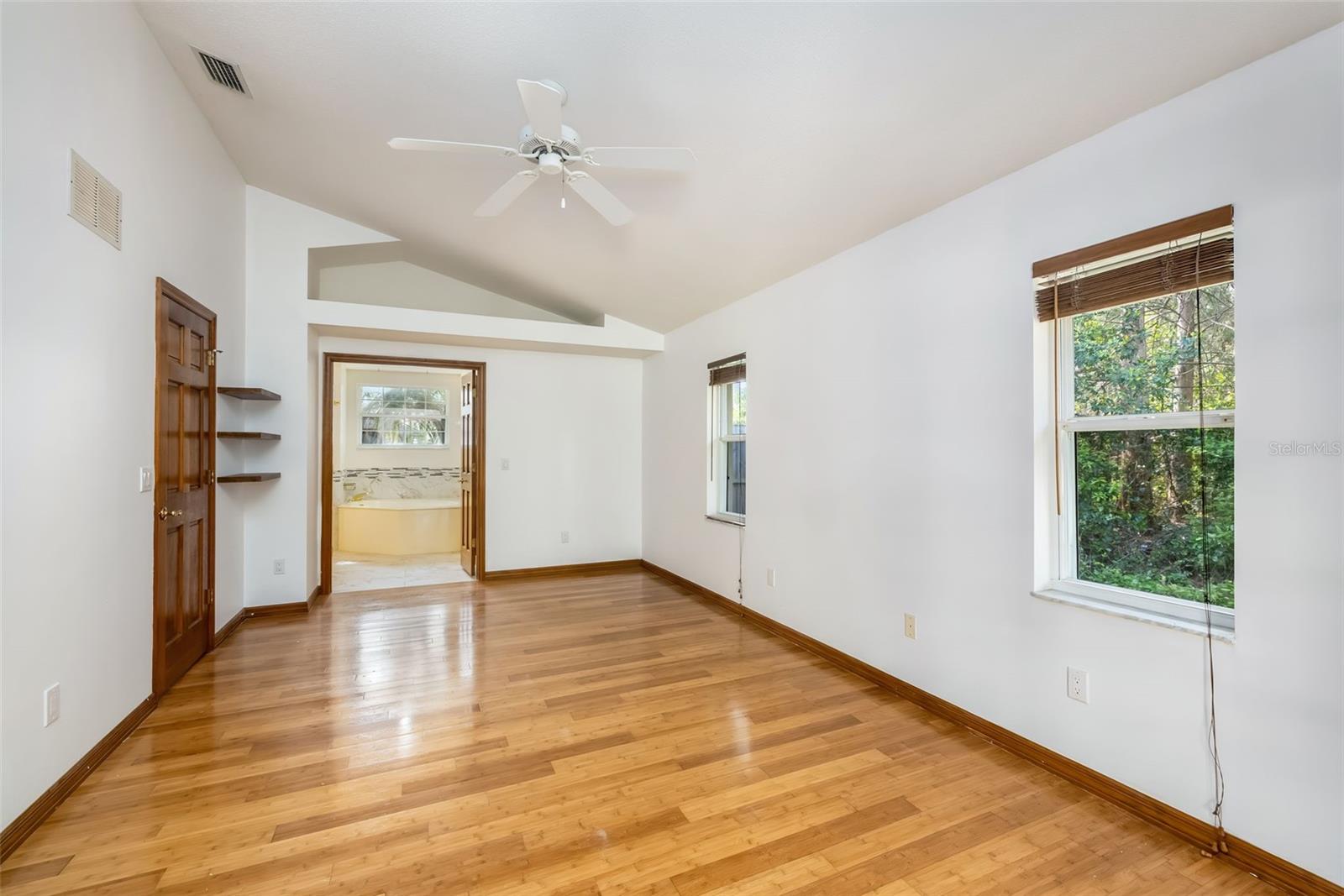 Image 46 of 57 For 282 Beachway Drive