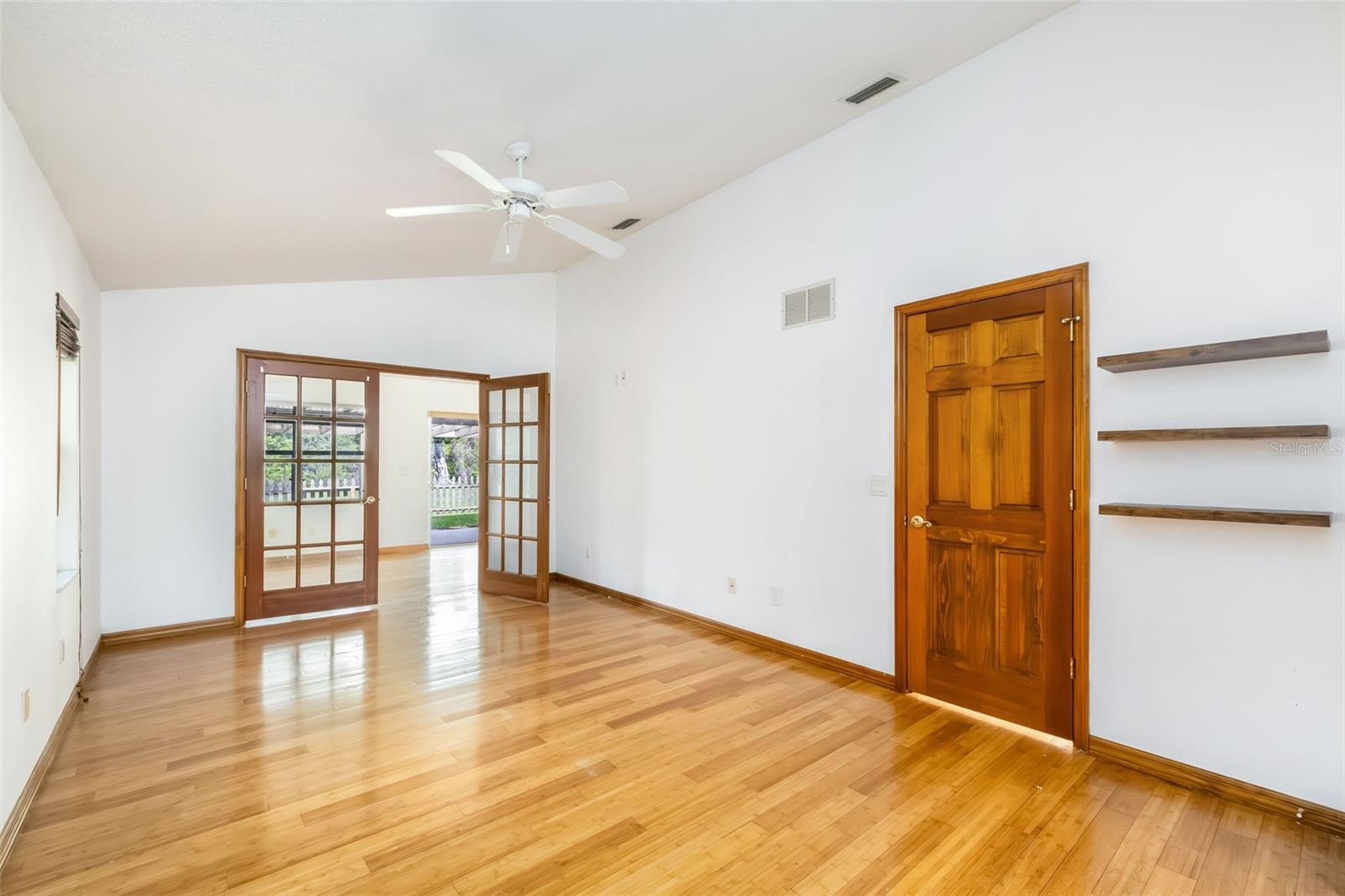 Image 47 of 57 For 282 Beachway Drive