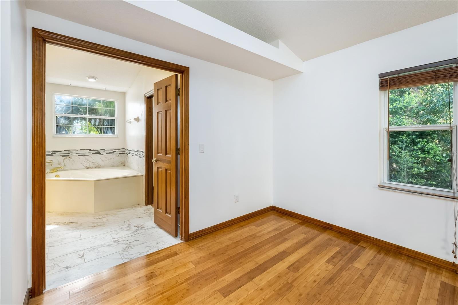 Image 48 of 57 For 282 Beachway Drive