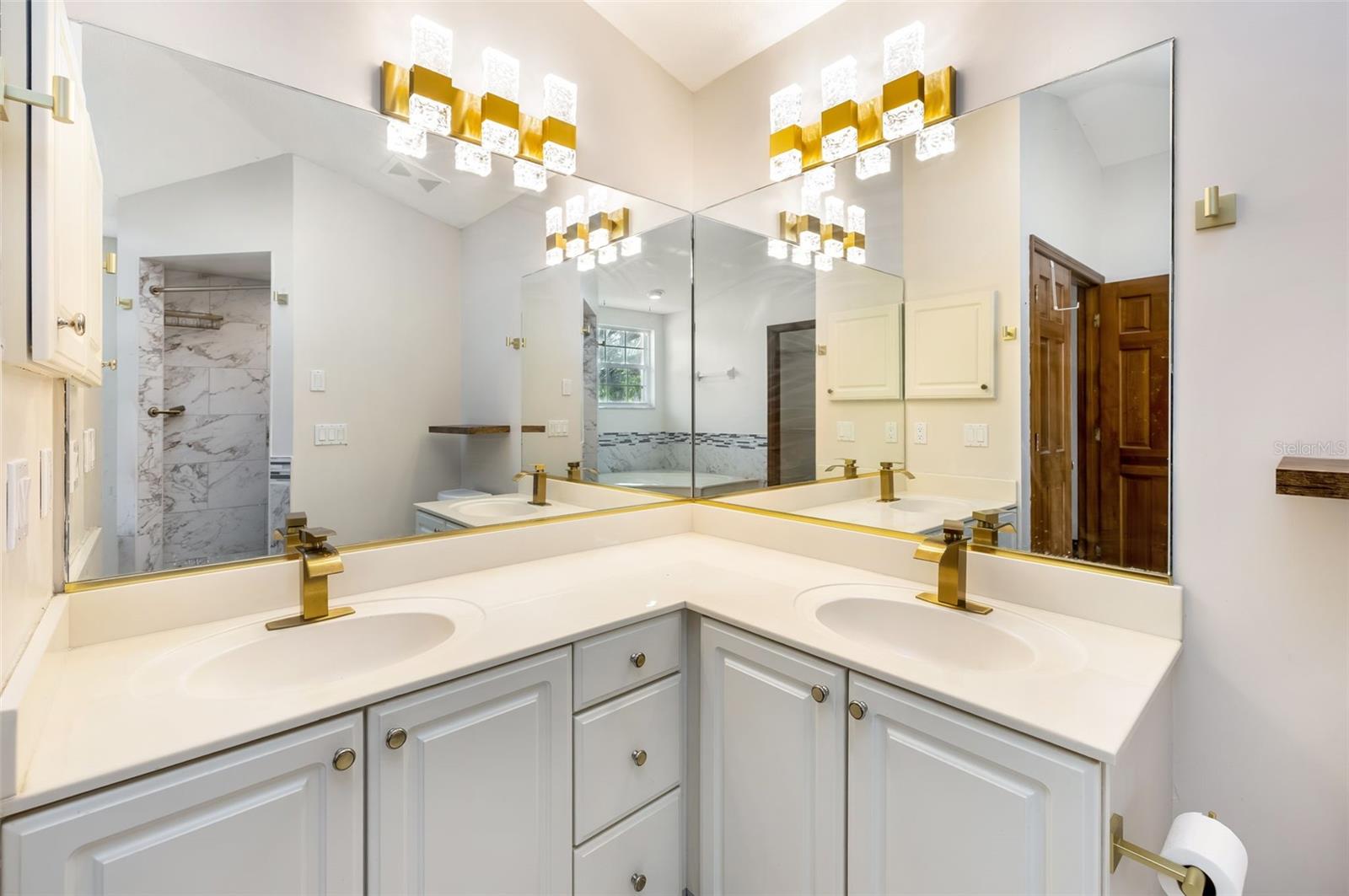 Image 52 of 57 For 282 Beachway Drive