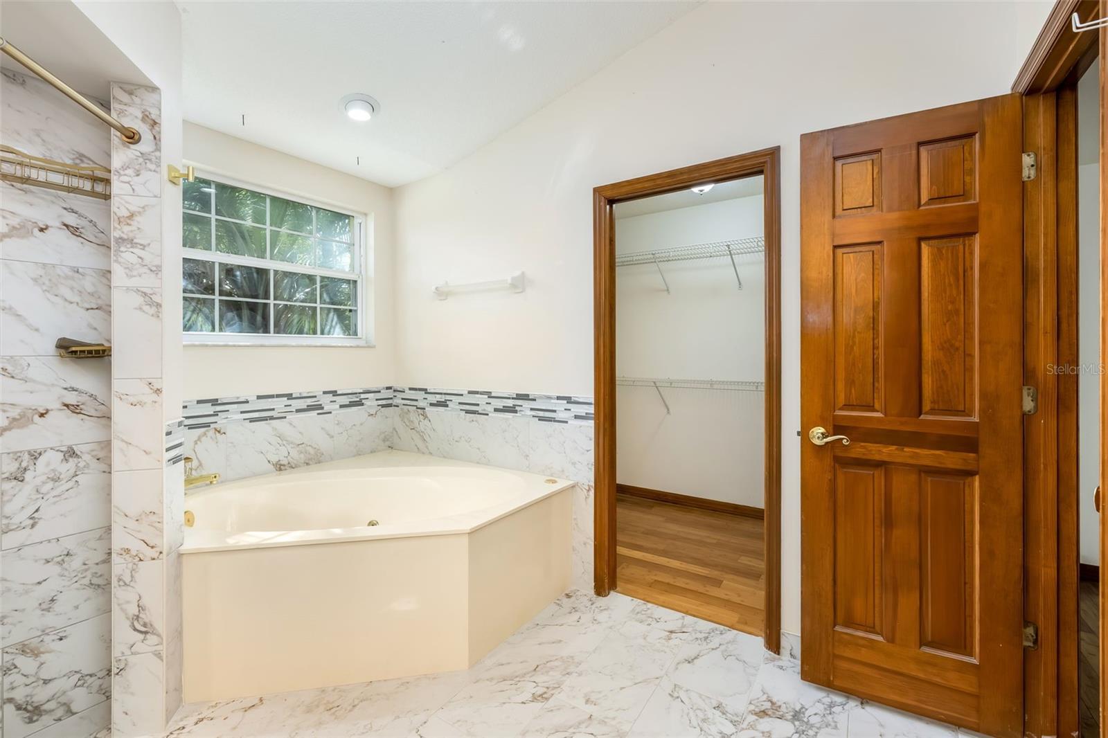 Image 54 of 57 For 282 Beachway Drive