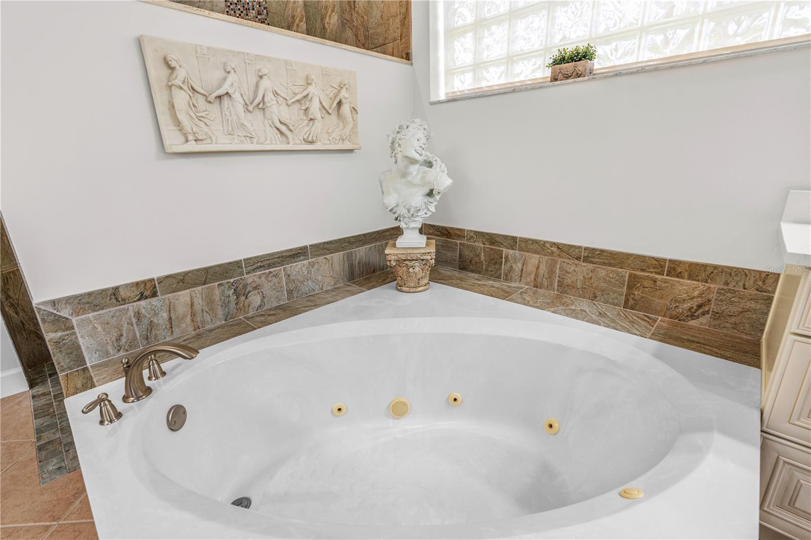 Image 29 of 80 For 1106 Oxbridge Lane