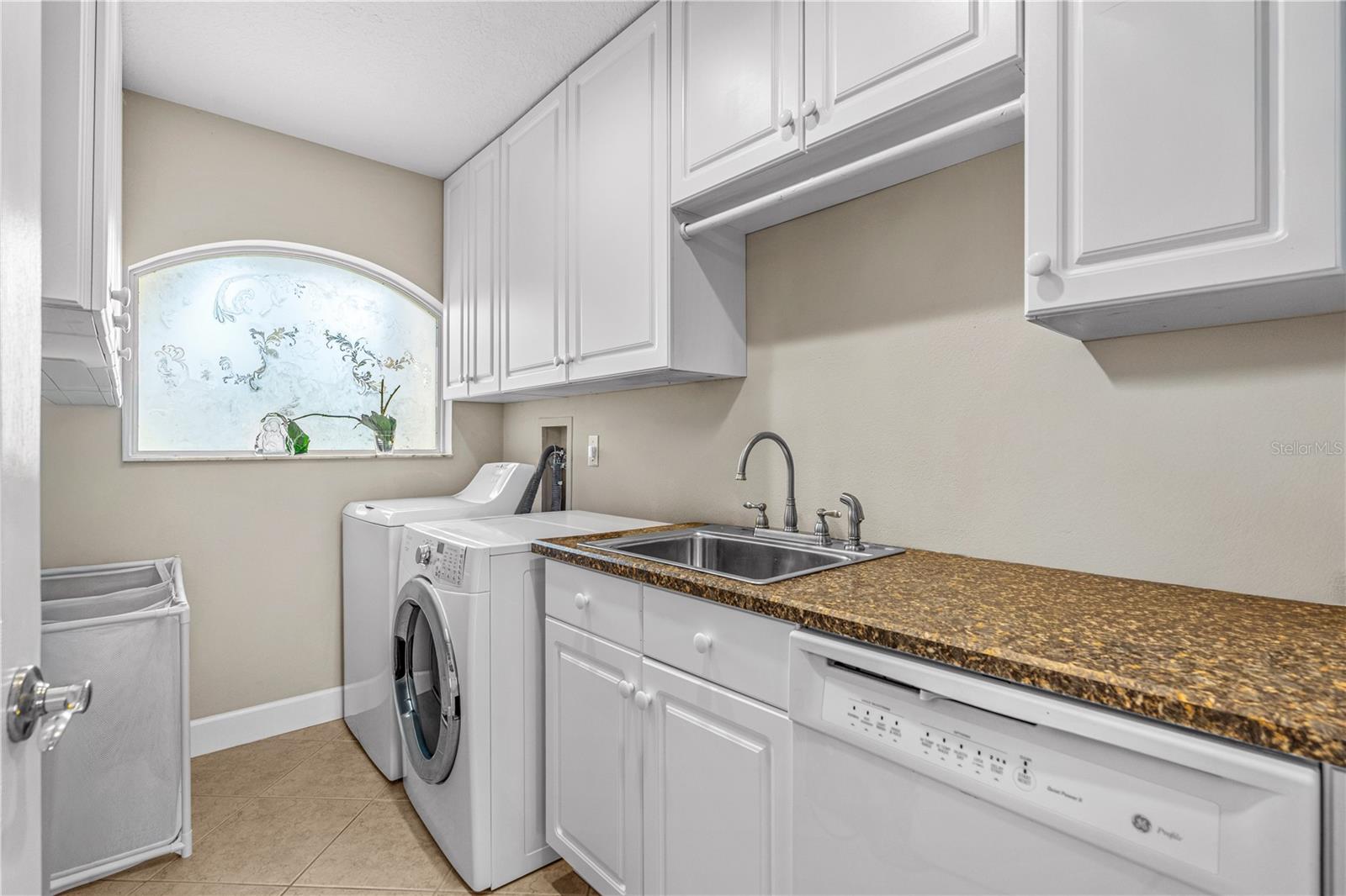 Image 40 of 80 For 1106 Oxbridge Lane