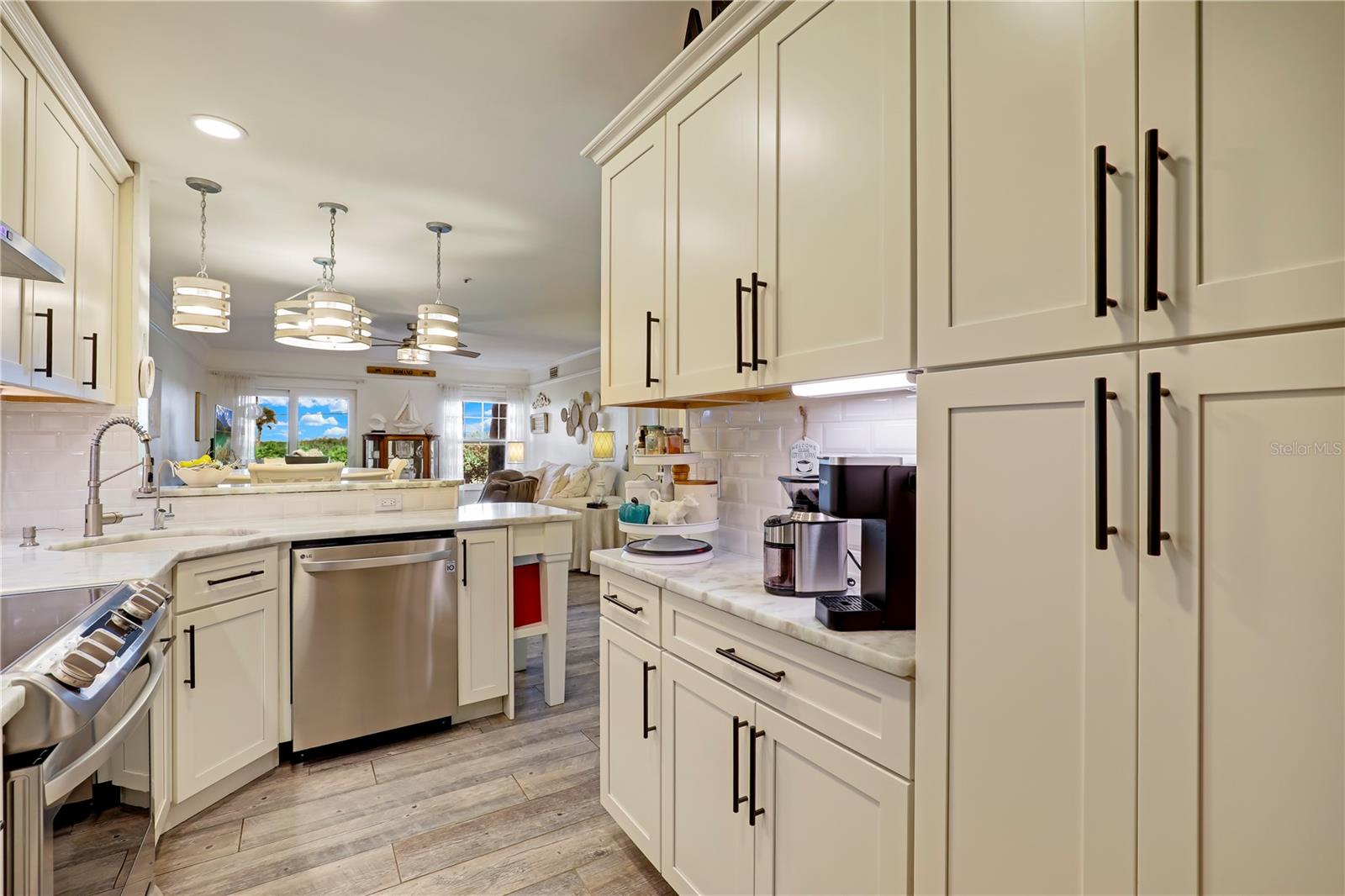 Image 18 of 59 For 110 Ocean Hollow Lane 101