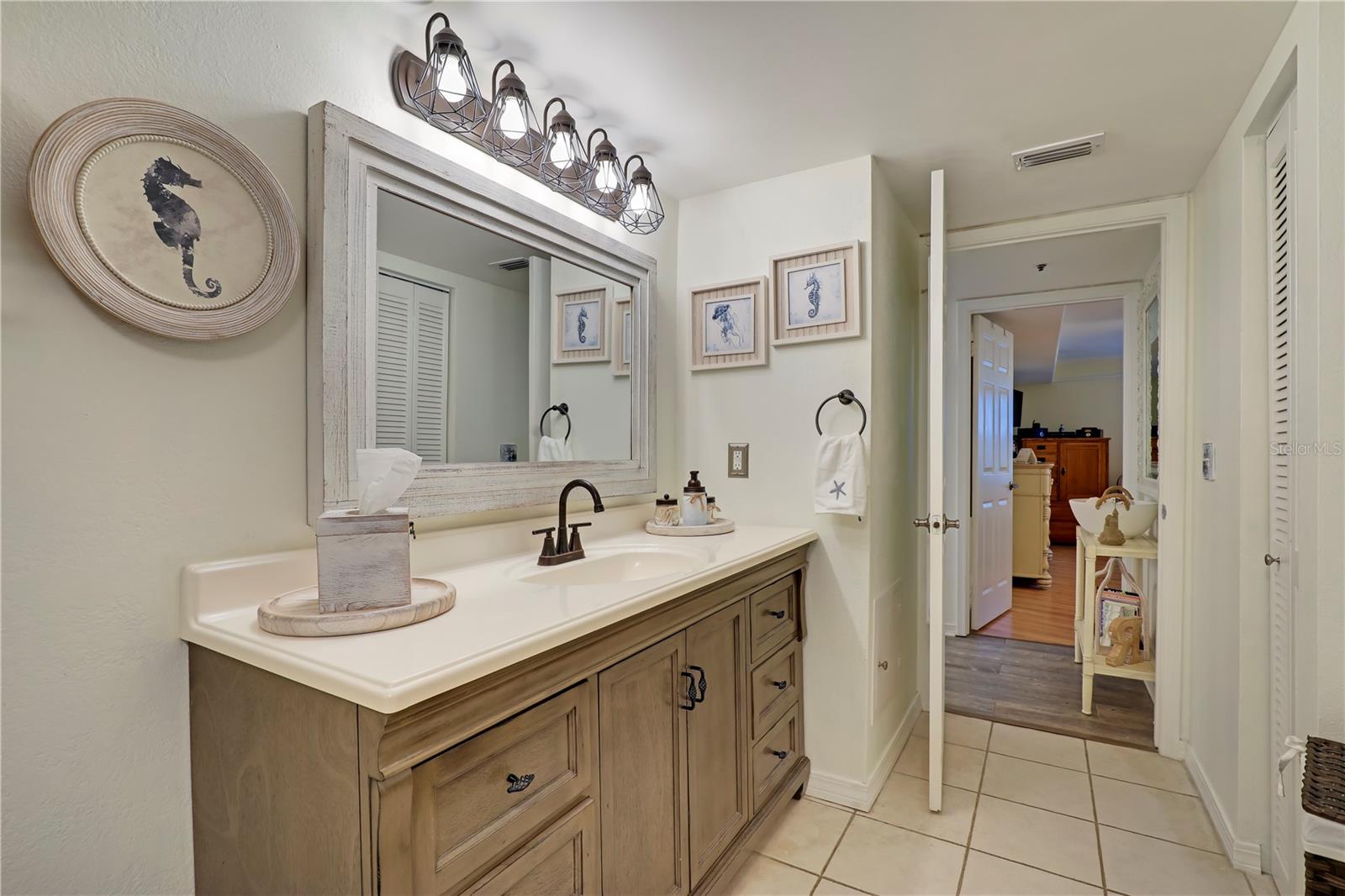 Image 29 of 59 For 110 Ocean Hollow Lane 101