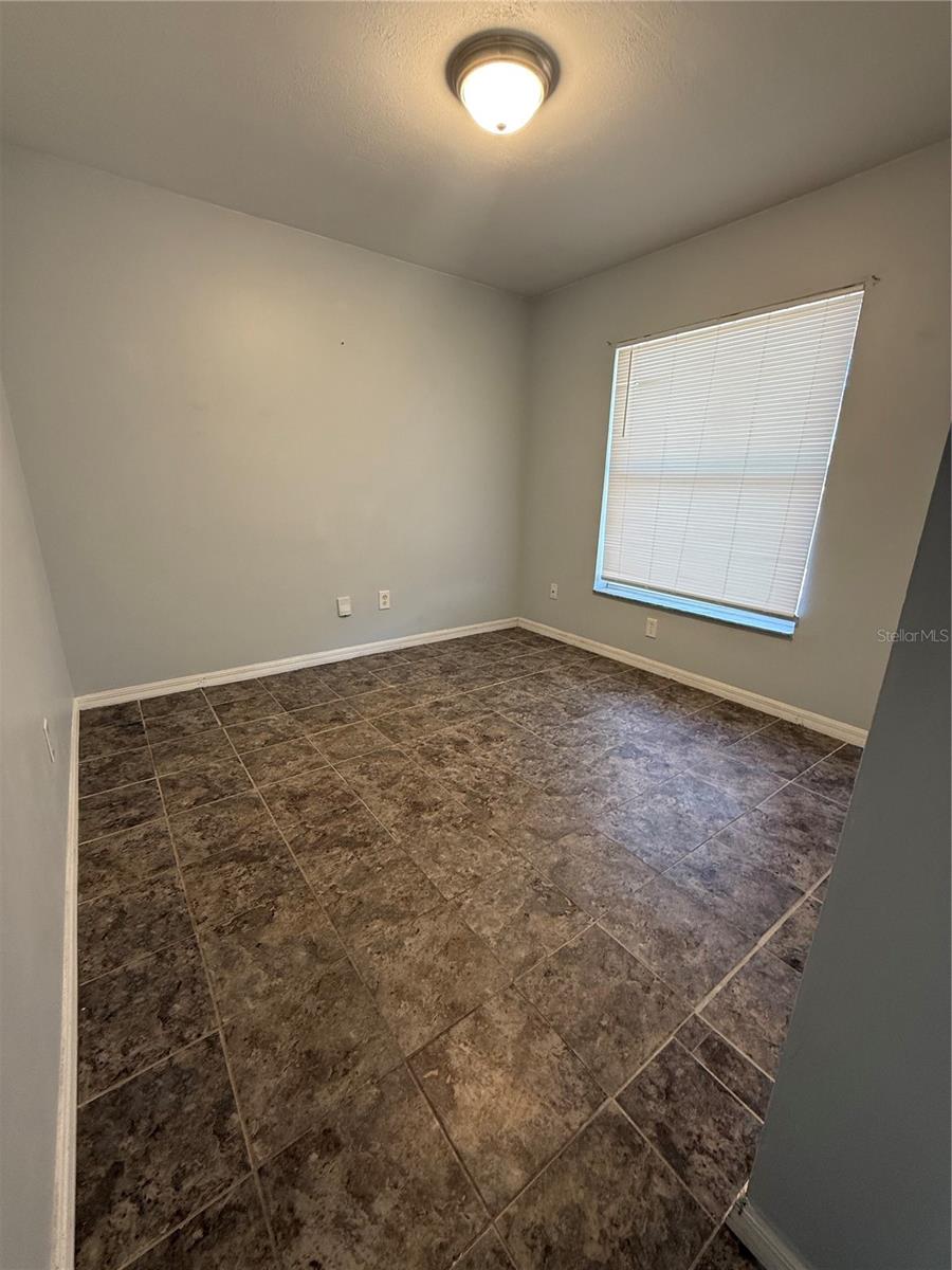 Image 10 of 14 For 39 Beechwood Lane