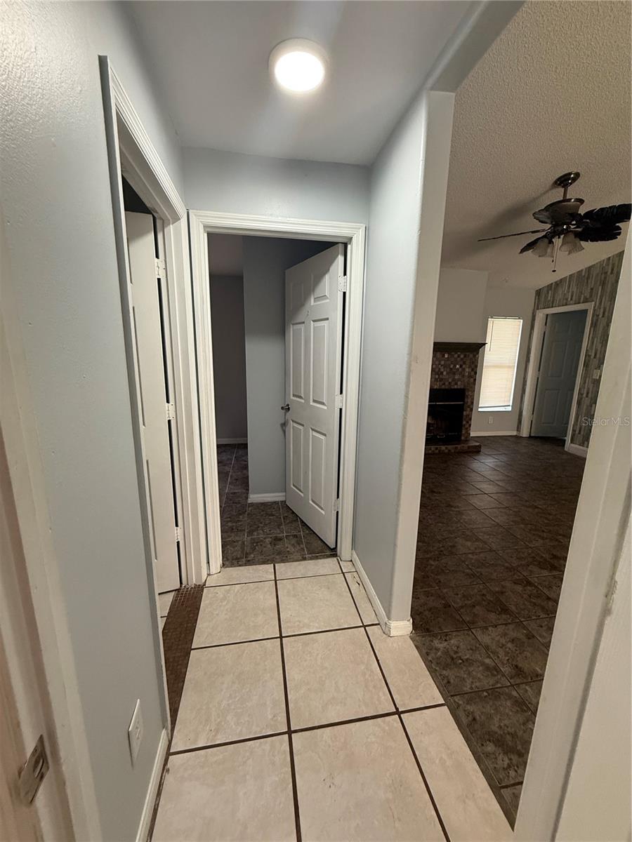 Image 8 of 14 For 39 Beechwood Lane