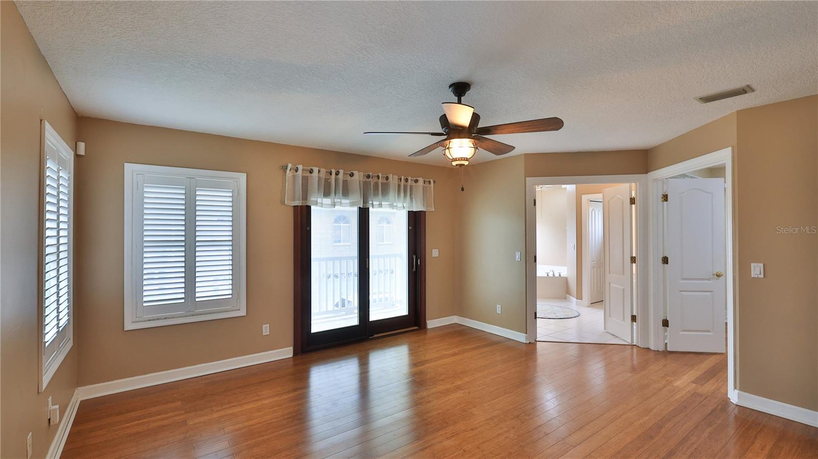 Image 37 of 47 For 87 Cimmaron Drive