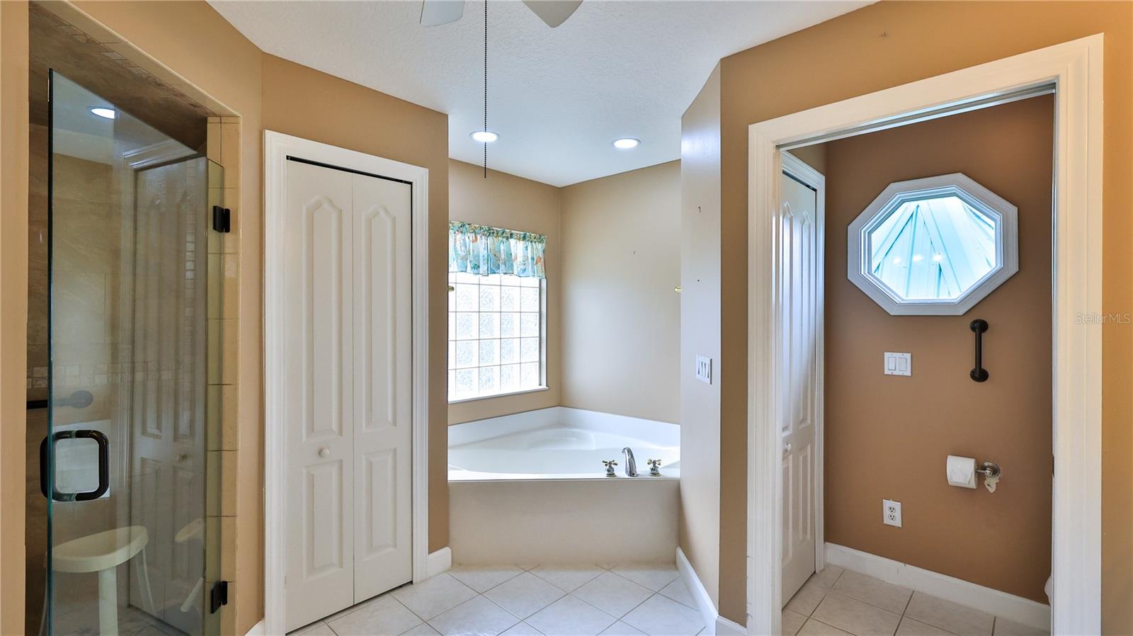 Image 39 of 47 For 87 Cimmaron Drive