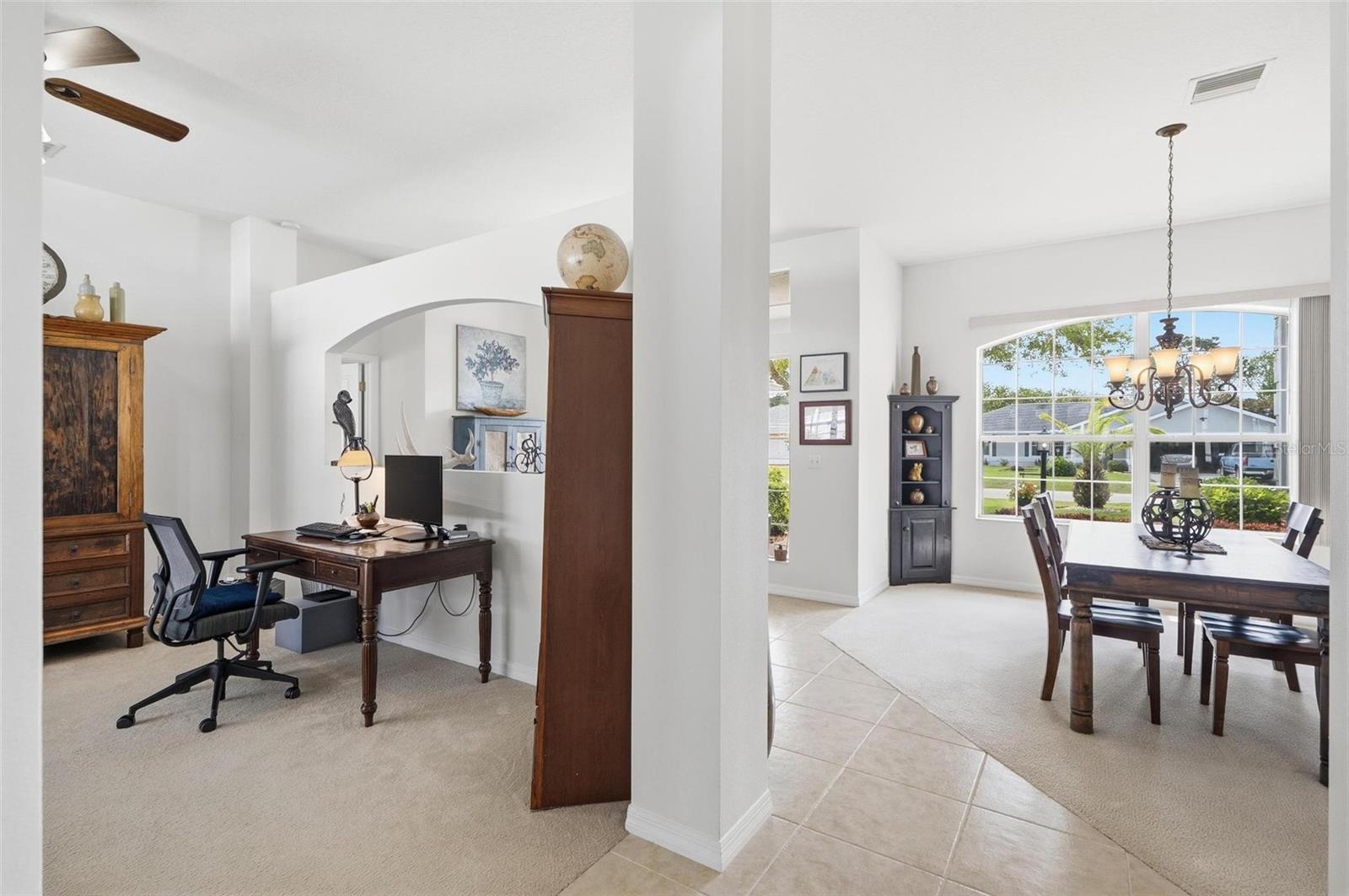 Image 12 of 96 For 21 Woodshire Lane