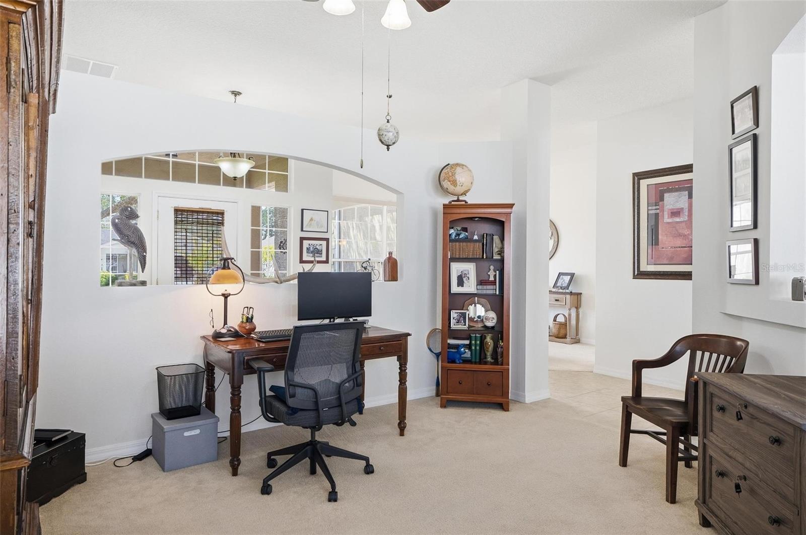 Image 14 of 96 For 21 Woodshire Lane