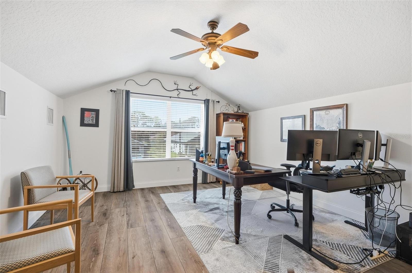 Image 52 of 96 For 21 Woodshire Lane