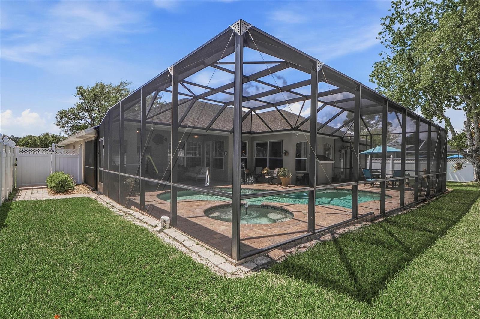 Image 68 of 96 For 21 Woodshire Lane