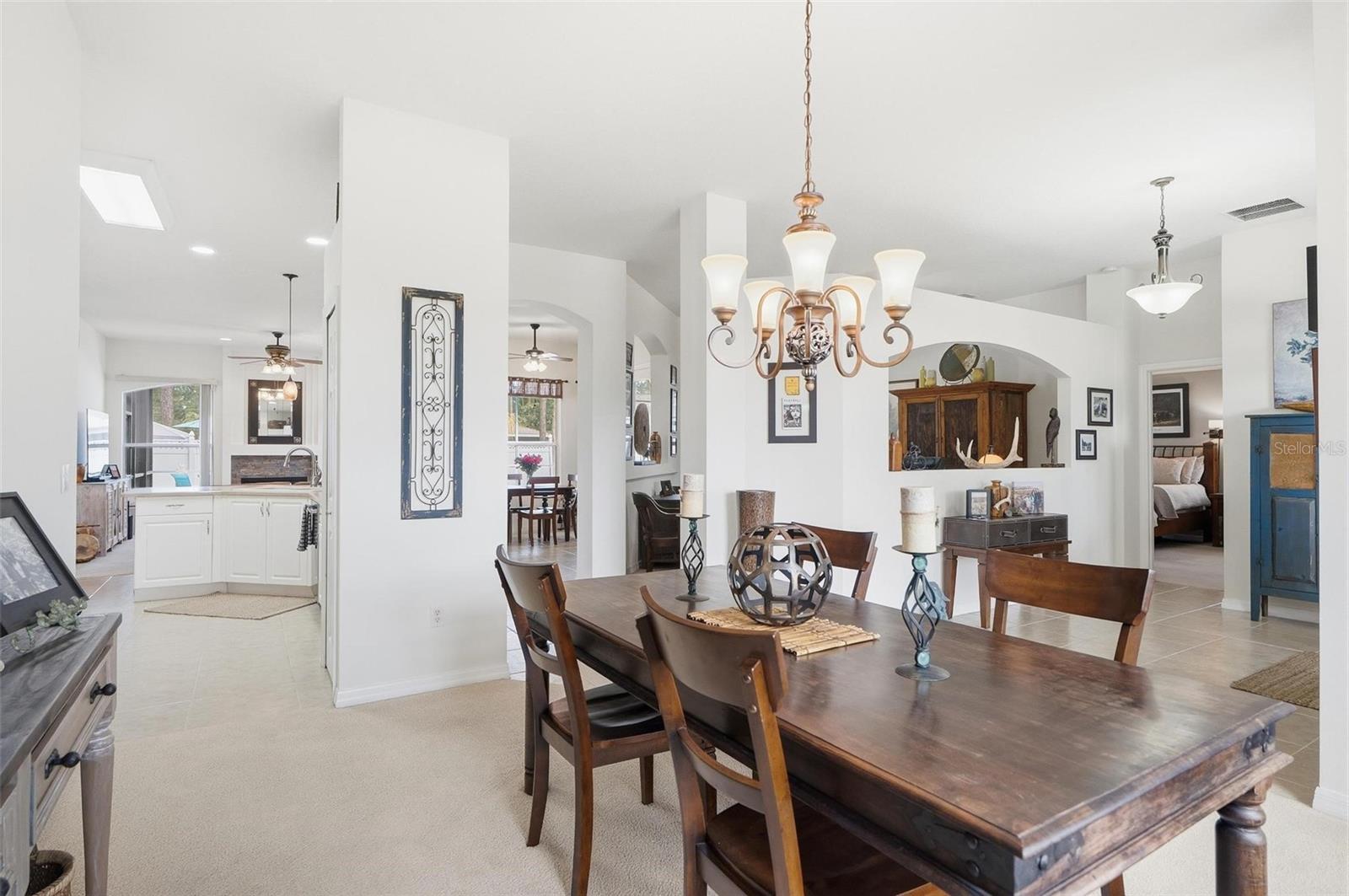 Image 8 of 96 For 21 Woodshire Lane