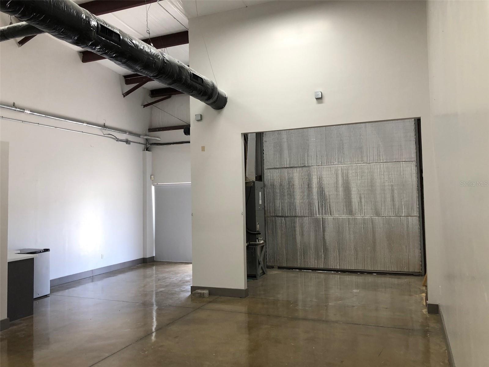 Image 11 of 13 For 2323 State Street 56