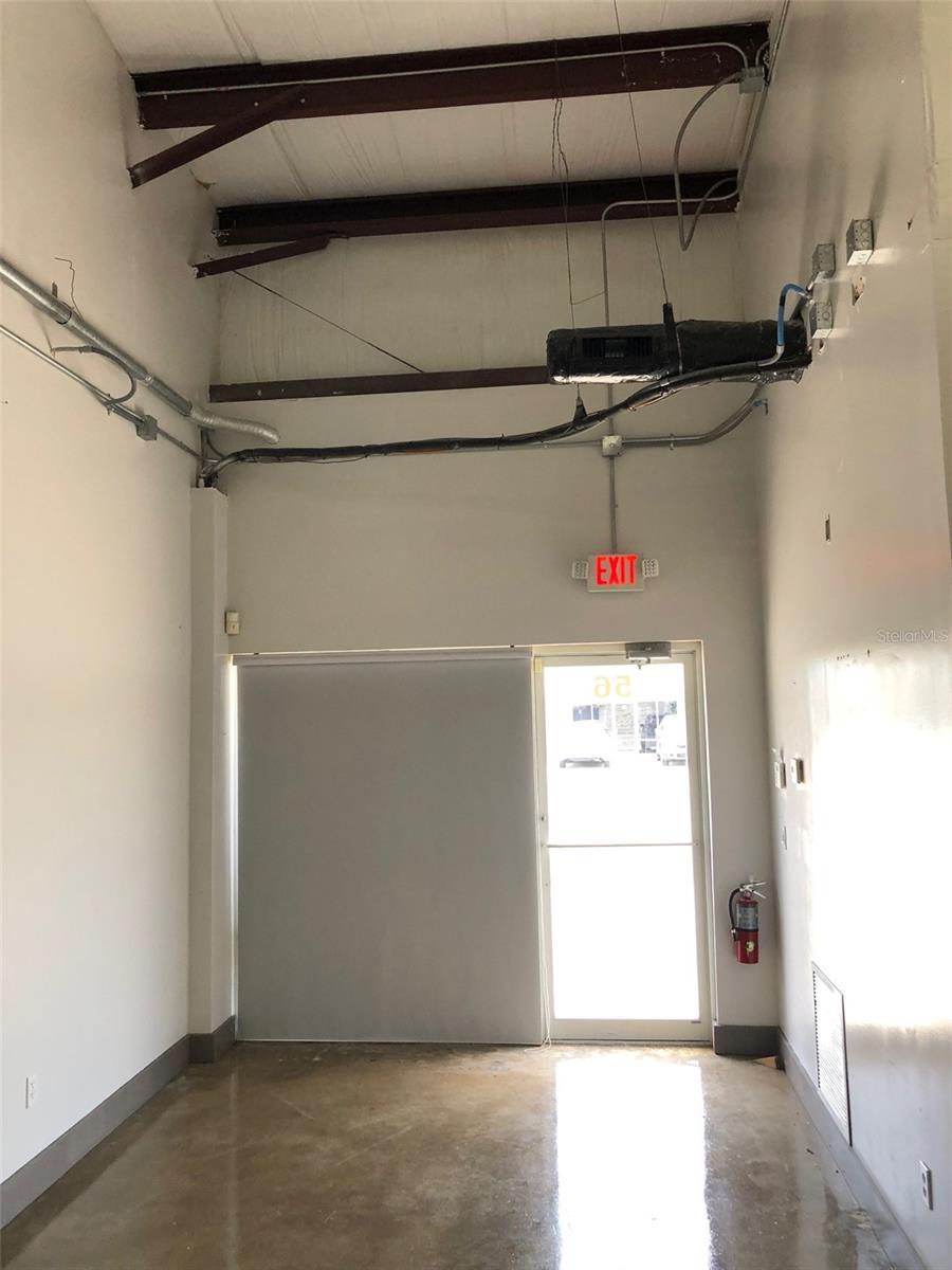 Image 9 of 13 For 2323 State Street 56