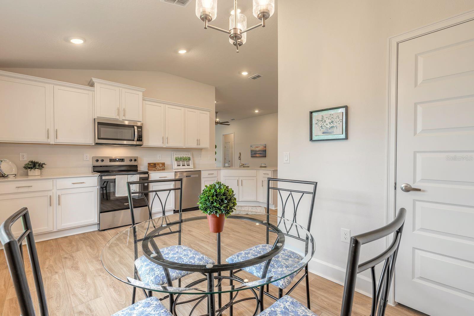 Image 12 of 44 For 18 Squadron Place