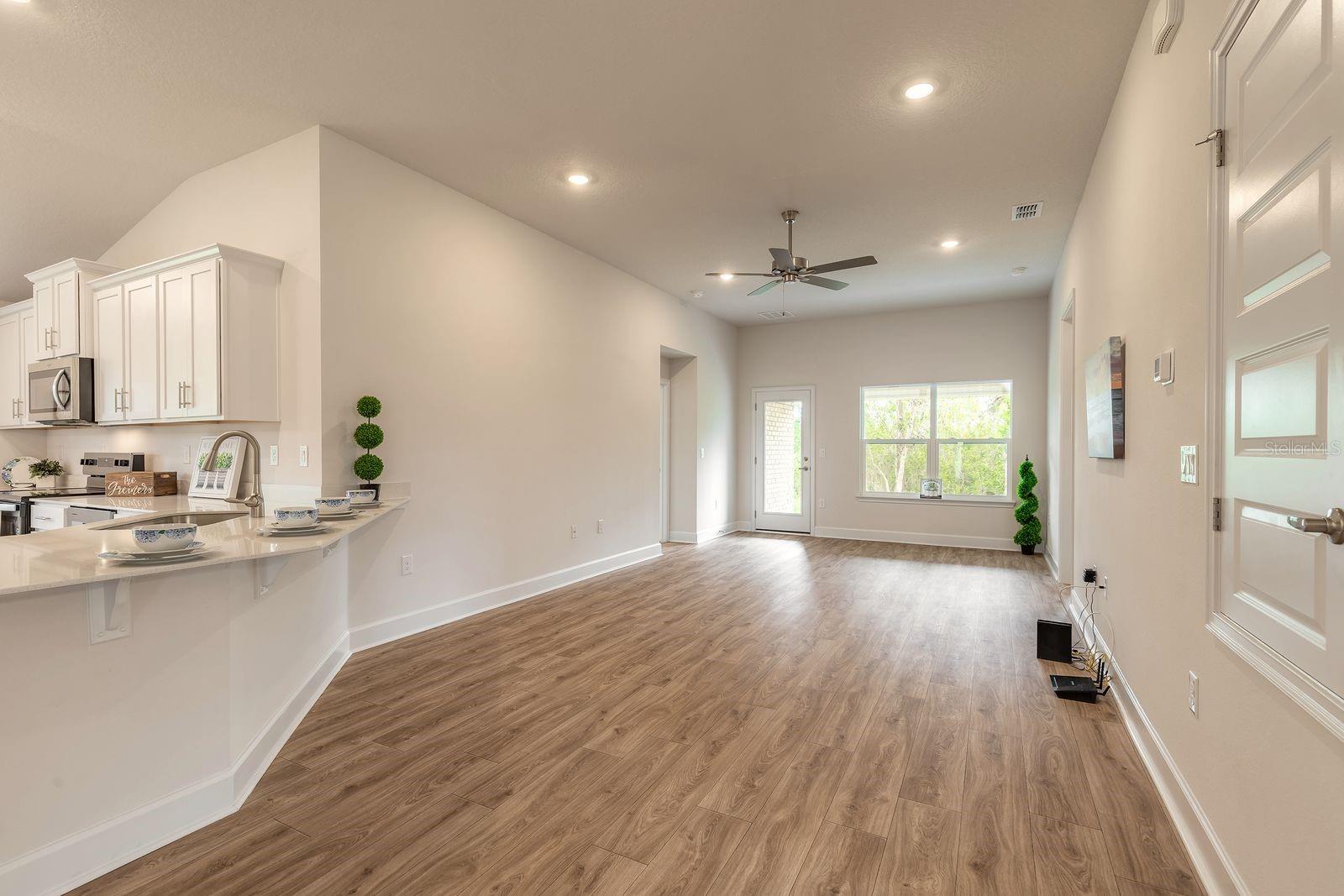 Image 13 of 44 For 18 Squadron Place