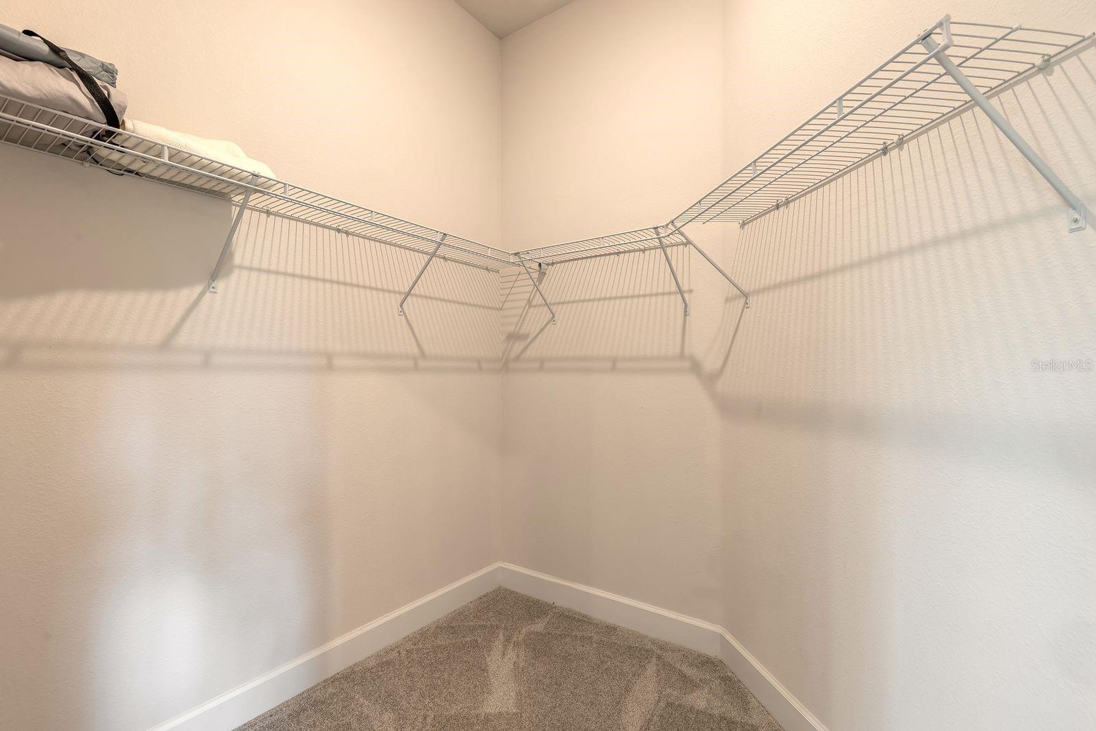 Image 20 of 44 For 18 Squadron Place