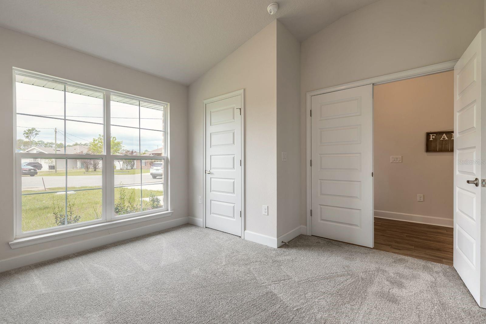 Image 30 of 44 For 18 Squadron Place