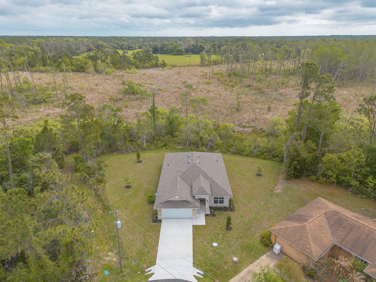 Image 40 of 44 For 18 Squadron Place