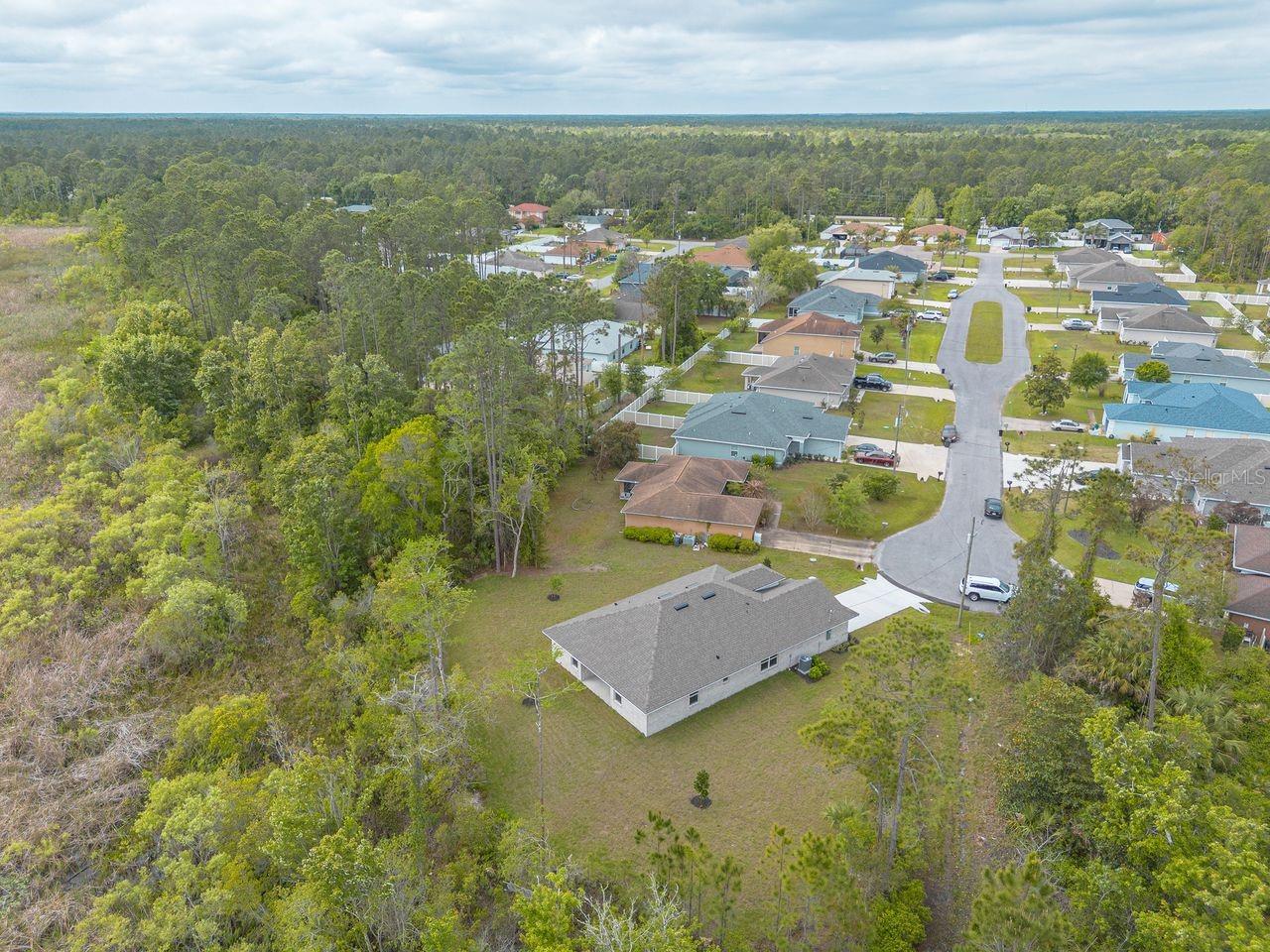 Image 43 of 44 For 18 Squadron Place