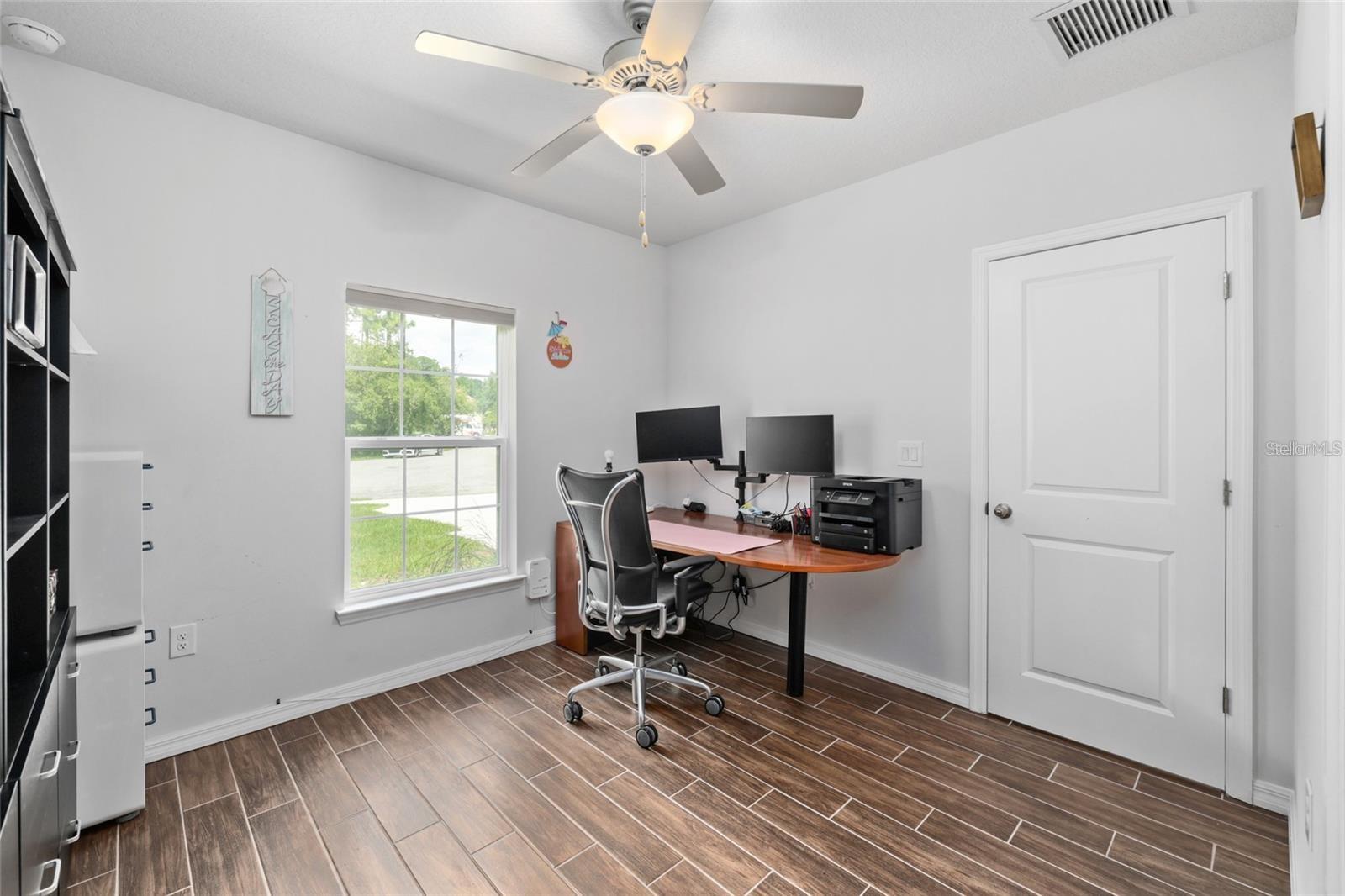 Image 7 of 9 For 37 Ullman Place