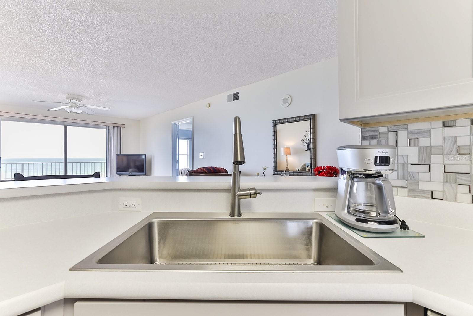 Image 22 of 51 For 1183 Ocean Shore Boulevard 505