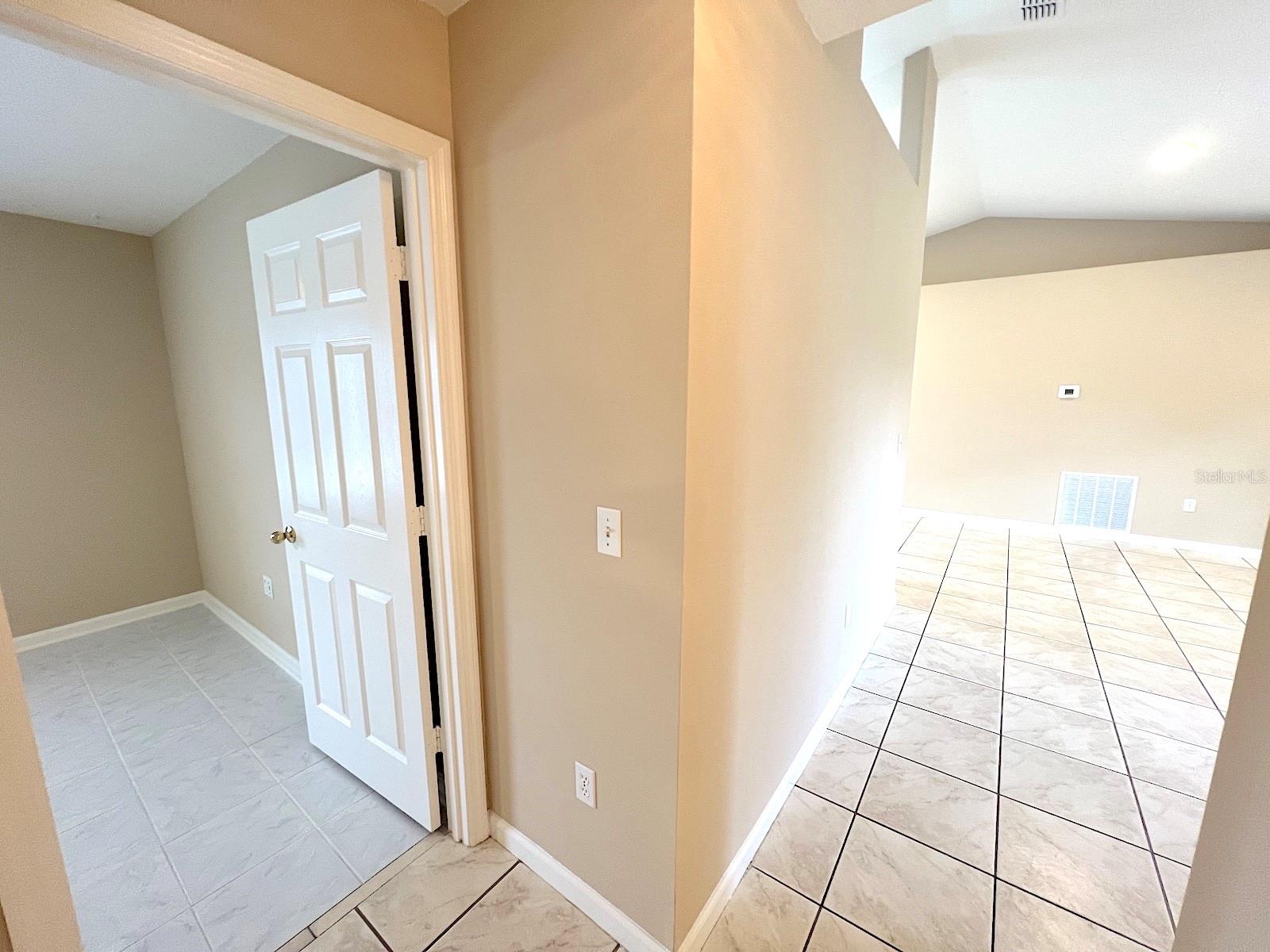 Image 28 of 39 For 142 Rolling Sands Drive