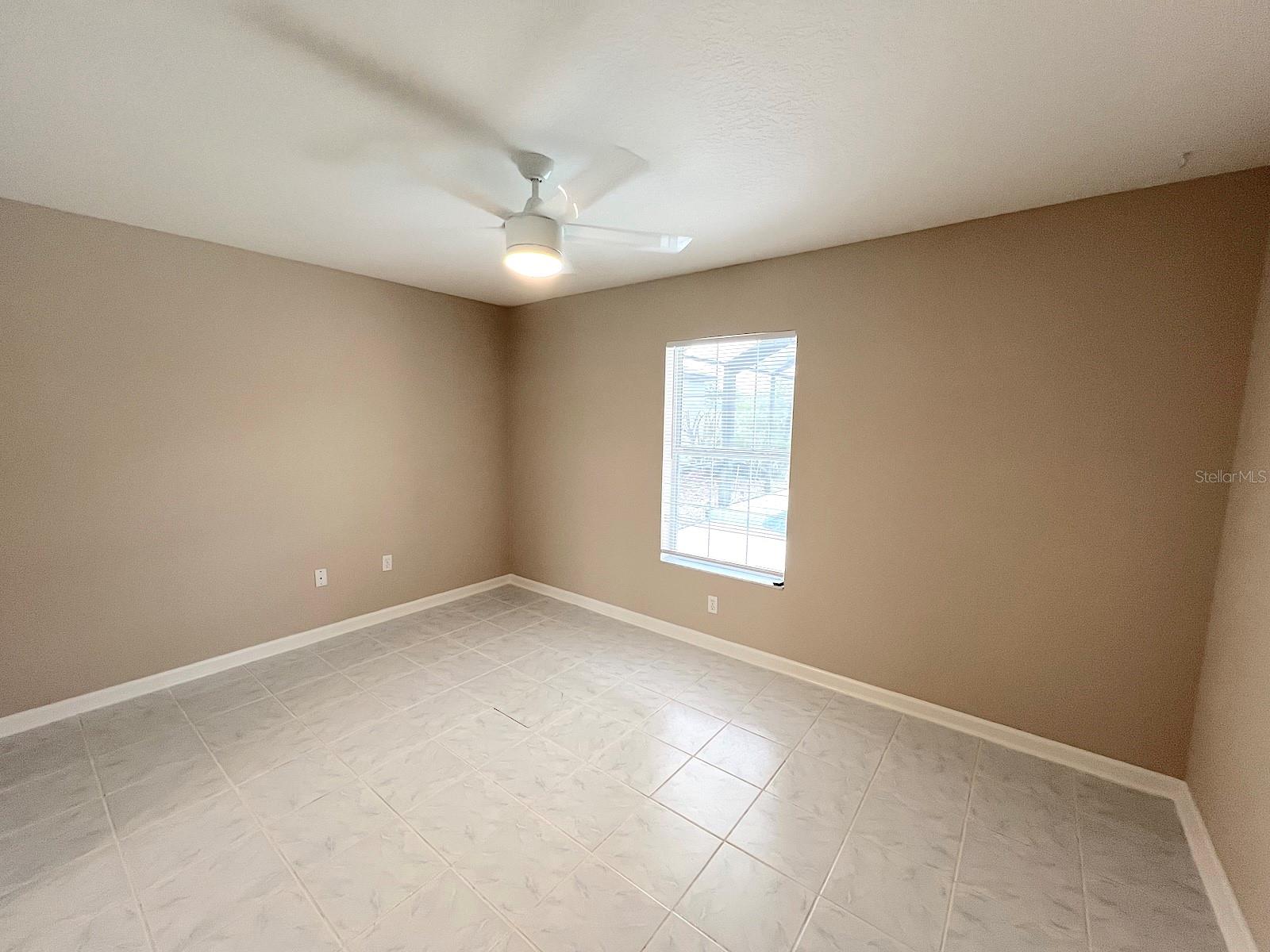 Image 33 of 39 For 142 Rolling Sands Drive