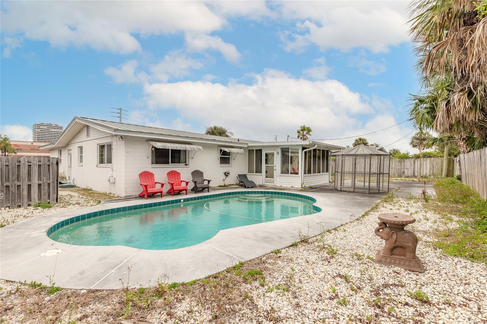 Image 22 of 25 For 3011 Oleander Avenue