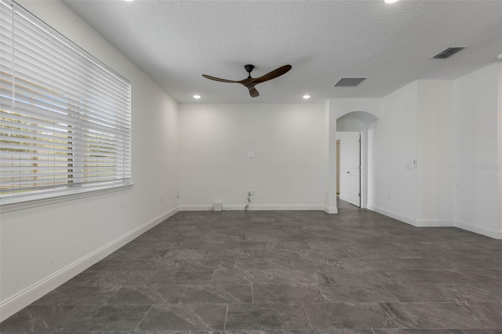 Image 15 of 90 For 1 Ridge Road