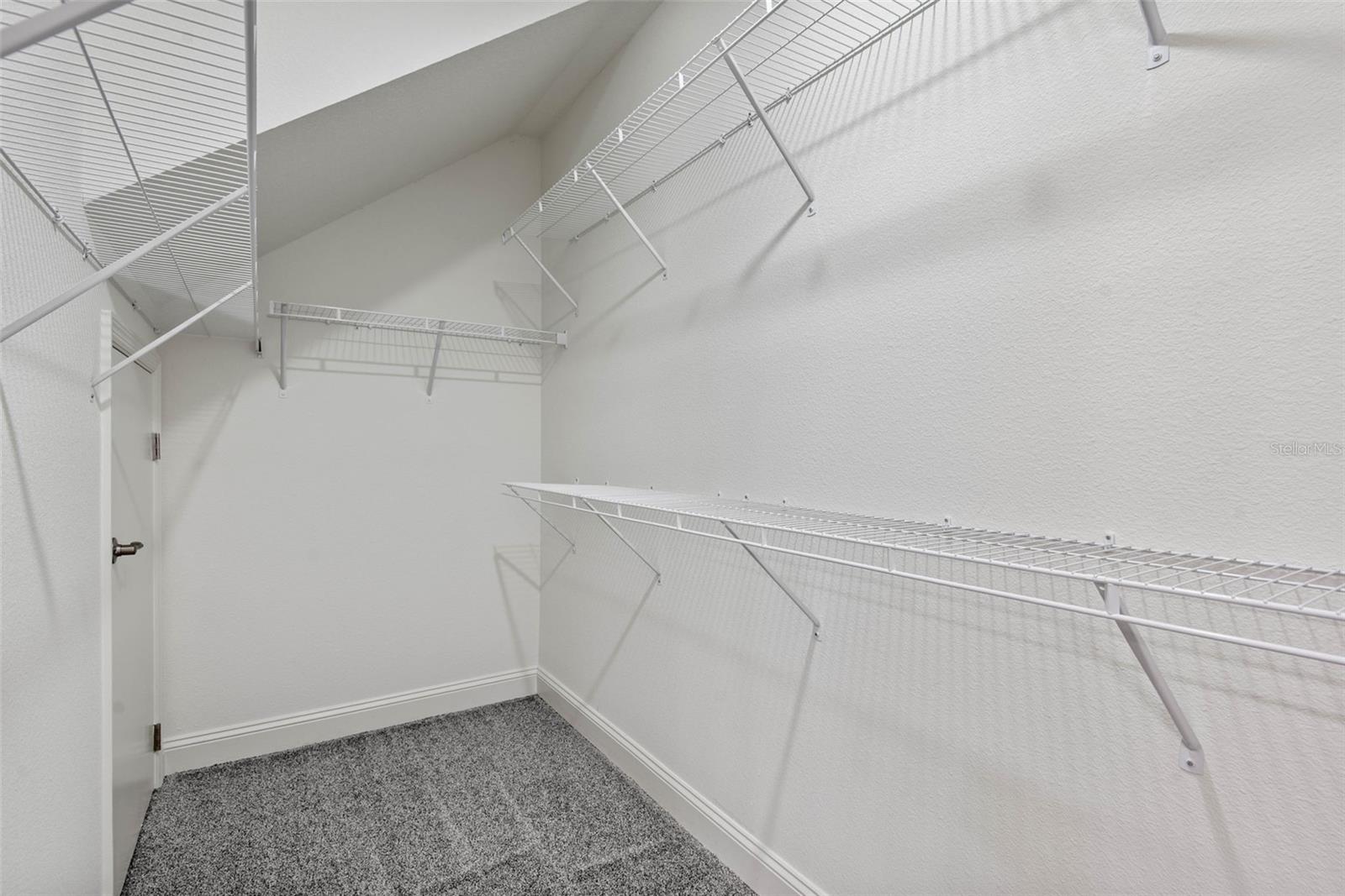 Image 34 of 90 For 1 Ridge Road