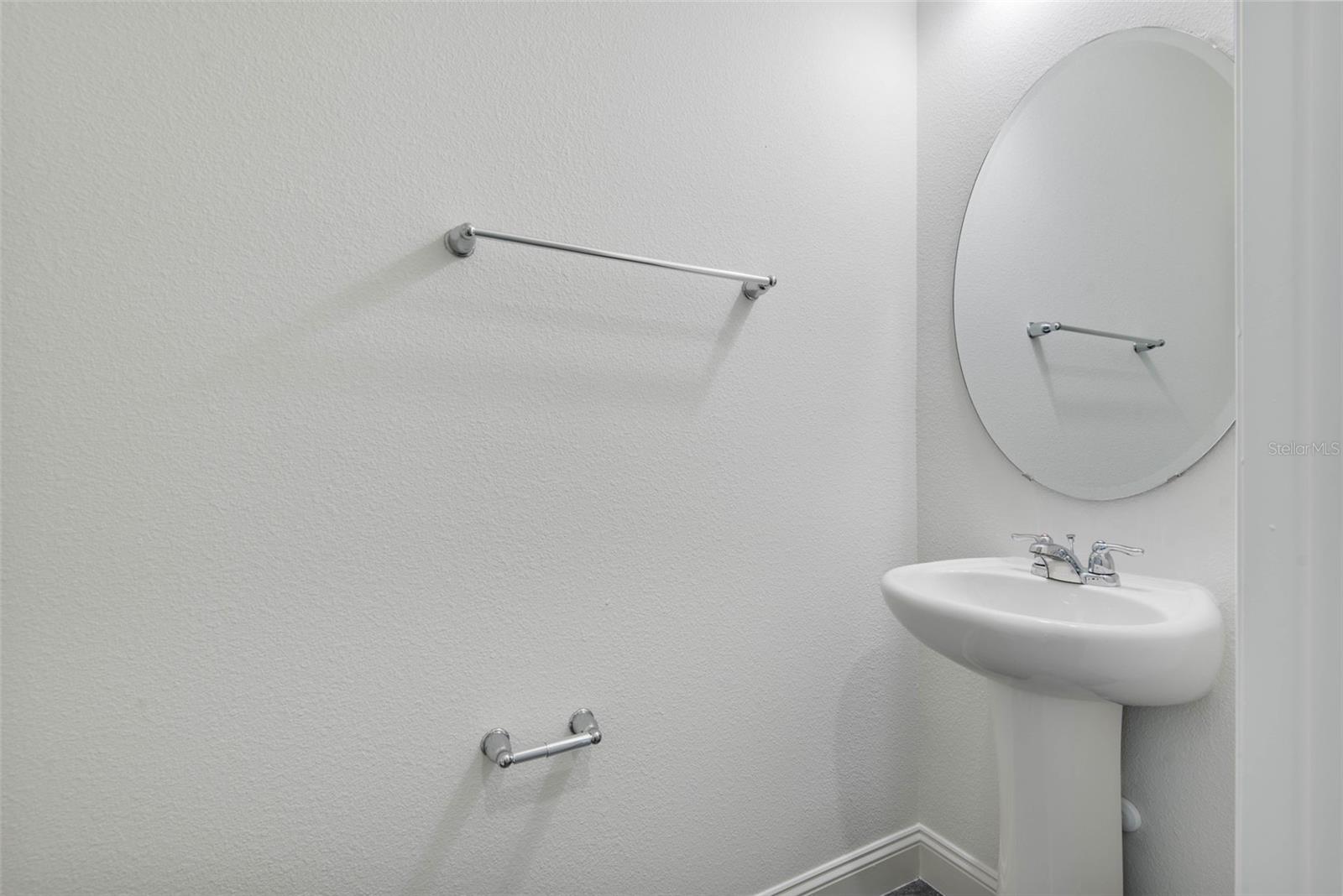 Image 36 of 90 For 1 Ridge Road