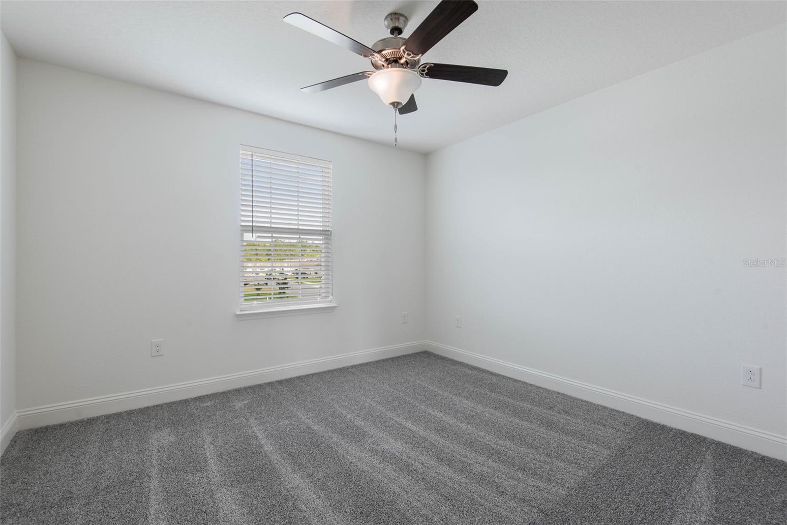 Image 42 of 90 For 1 Ridge Road