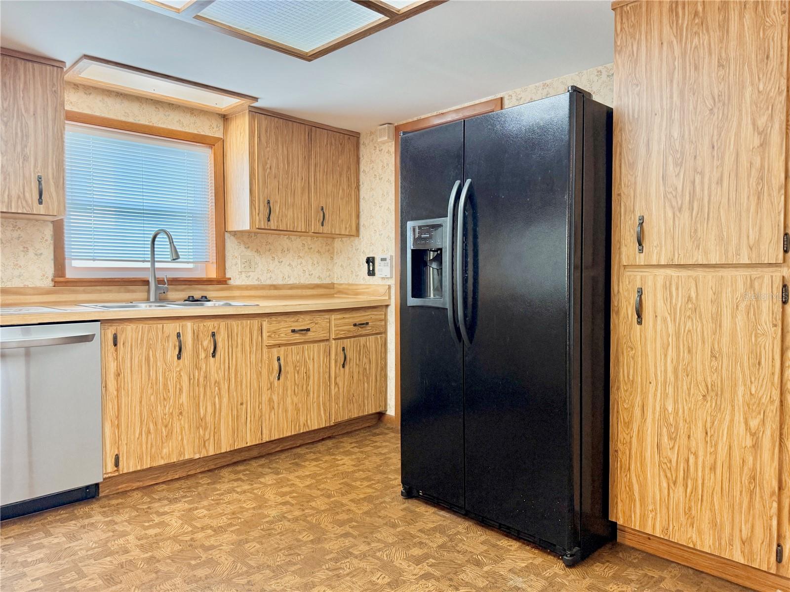 Image 10 of 42 For 1624 Daytona Avenue