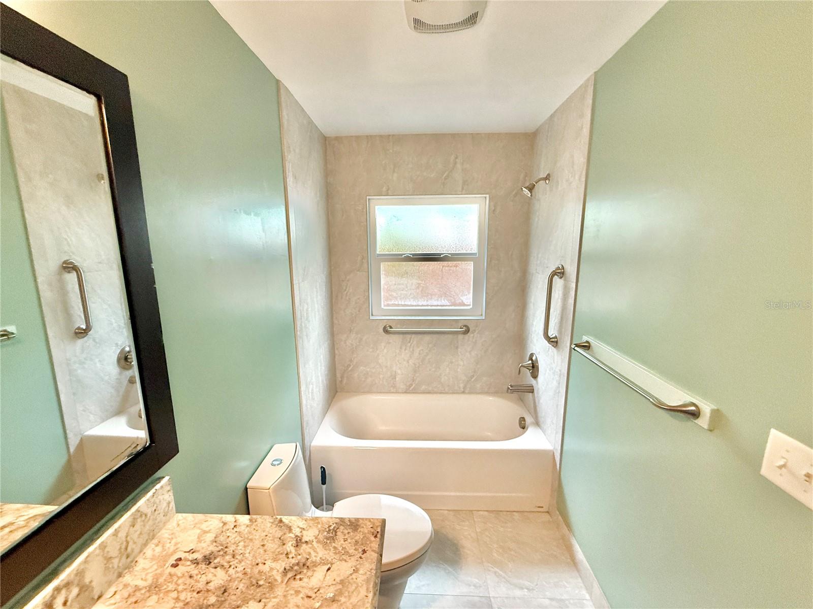 Image 21 of 42 For 1624 Daytona Avenue