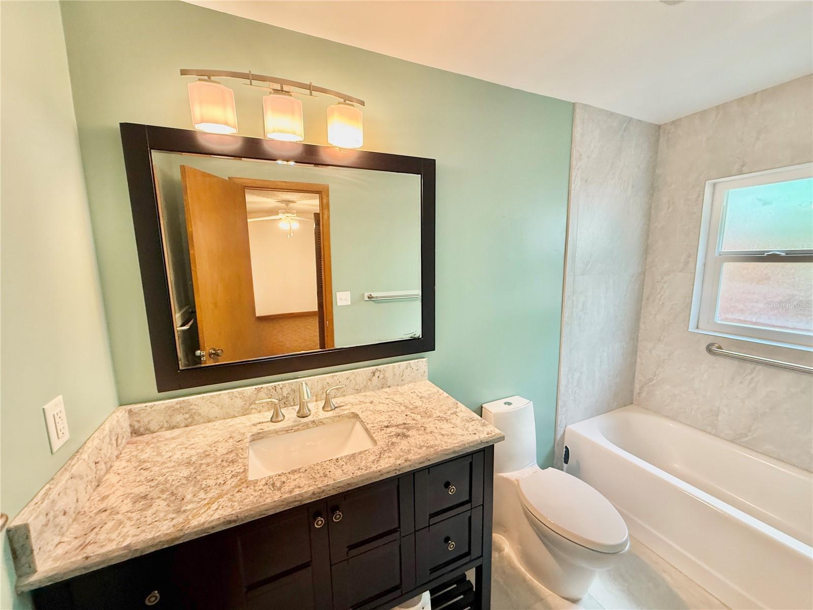 Image 22 of 42 For 1624 Daytona Avenue