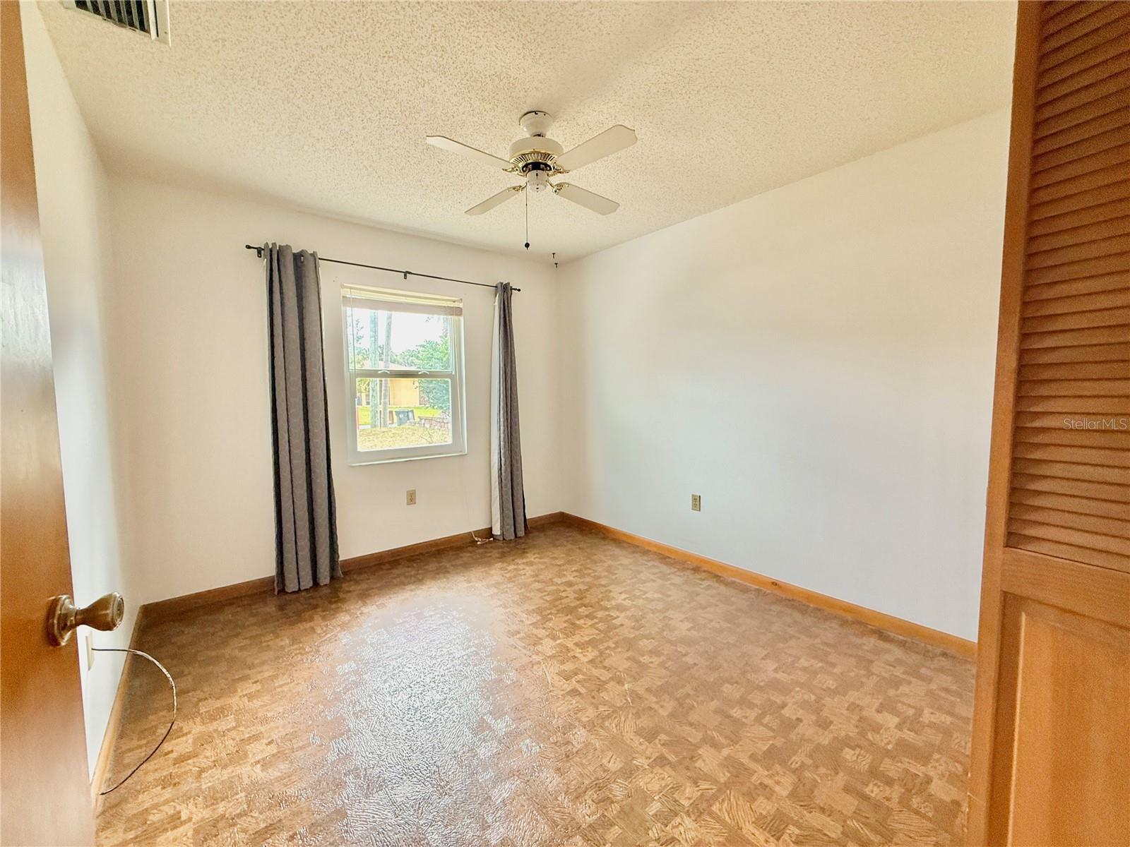 Image 25 of 42 For 1624 Daytona Avenue