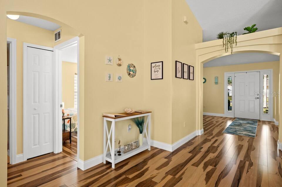 Image 14 of 51 For 3 Ryecroft Lane