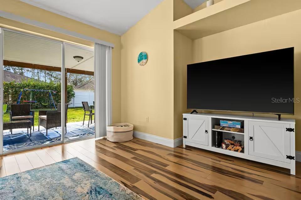 Image 18 of 51 For 3 Ryecroft Lane