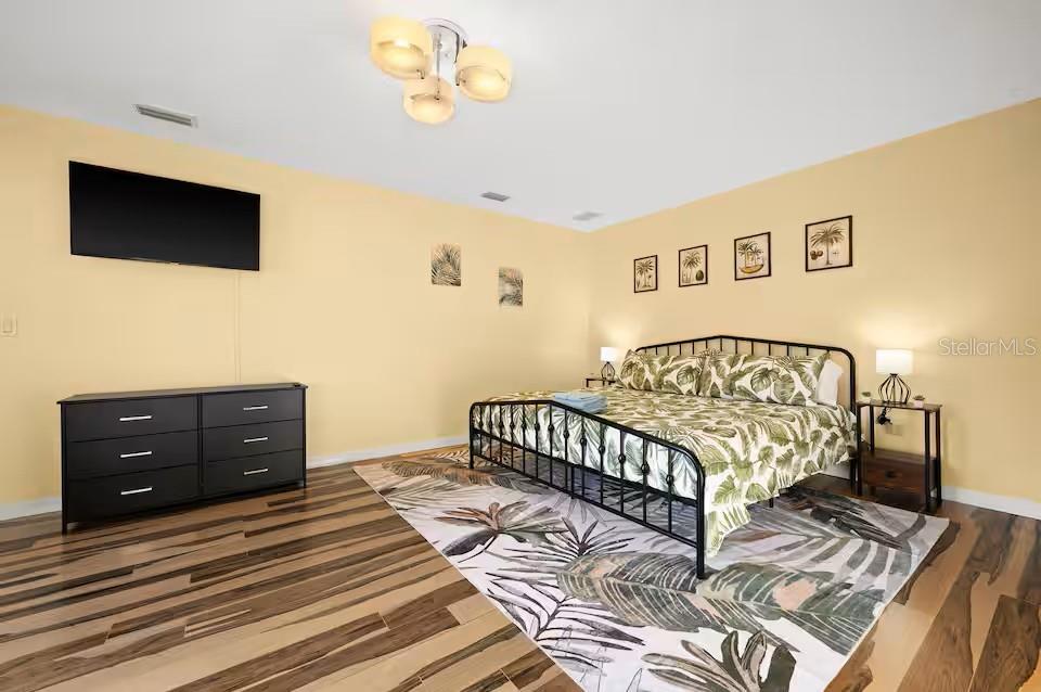 Image 30 of 51 For 3 Ryecroft Lane