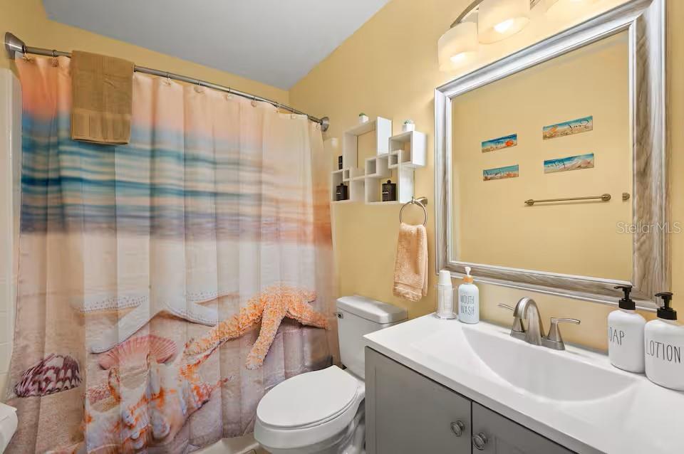 Image 37 of 51 For 3 Ryecroft Lane