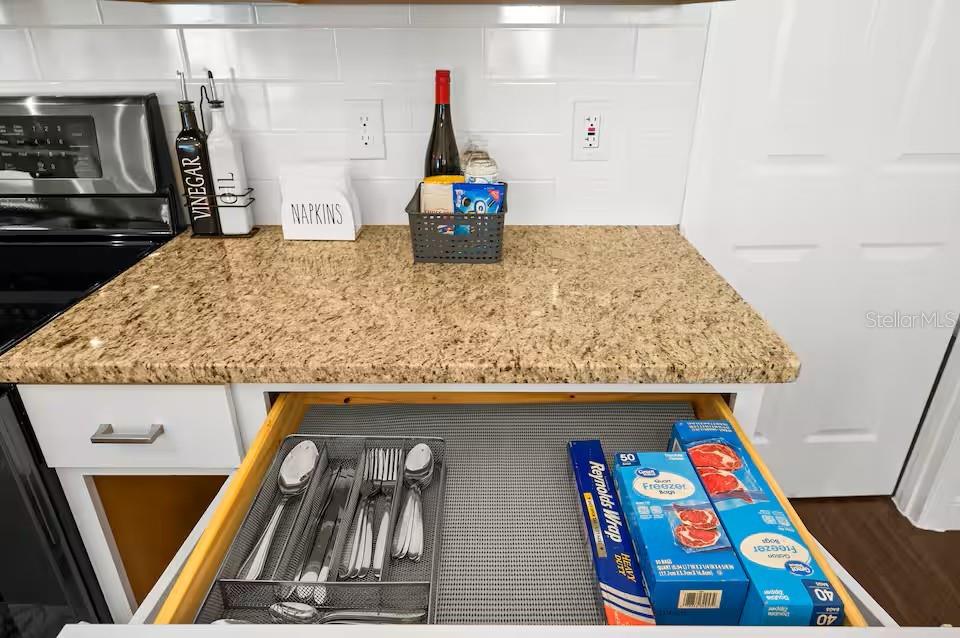 Image 48 of 51 For 3 Ryecroft Lane