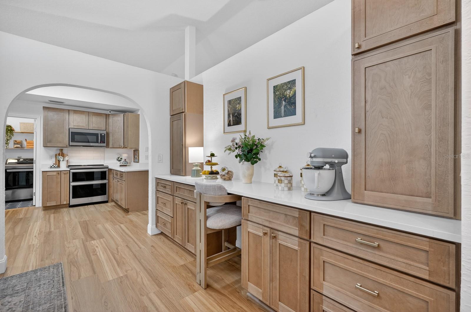 Image 13 of 42 For 5929 Hatteras Drive