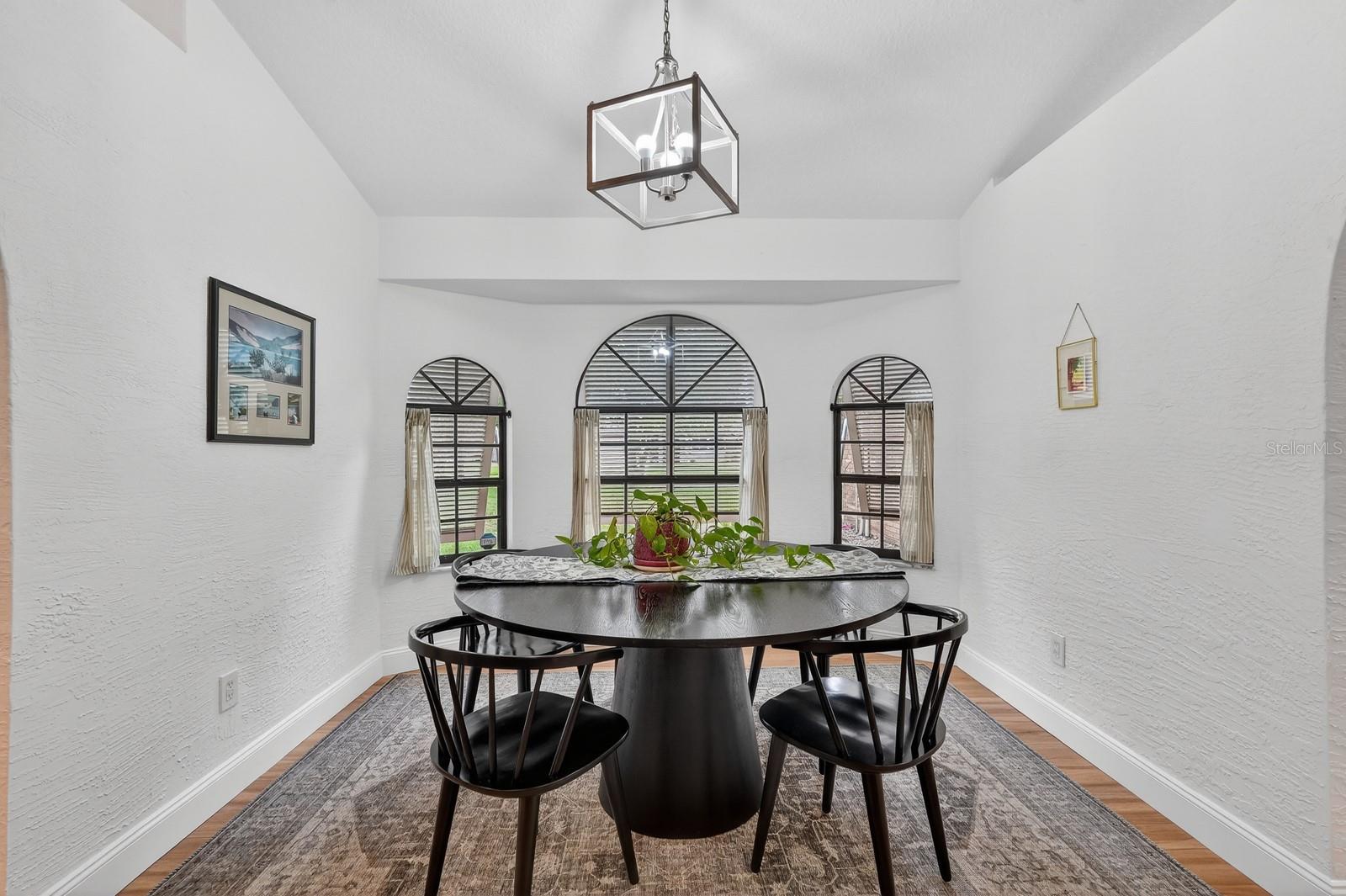 Image 16 of 42 For 5929 Hatteras Drive