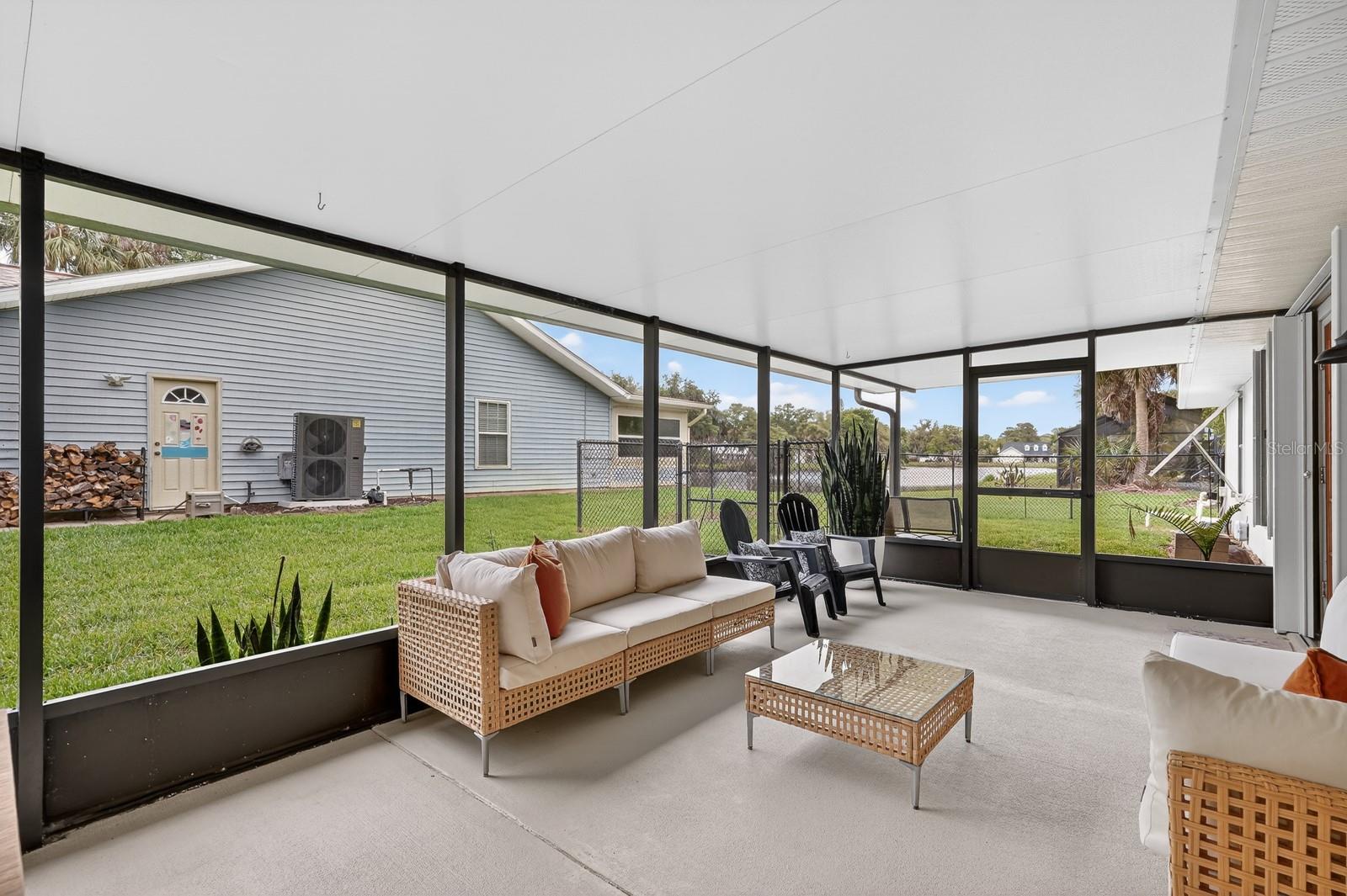 Image 27 of 42 For 5929 Hatteras Drive