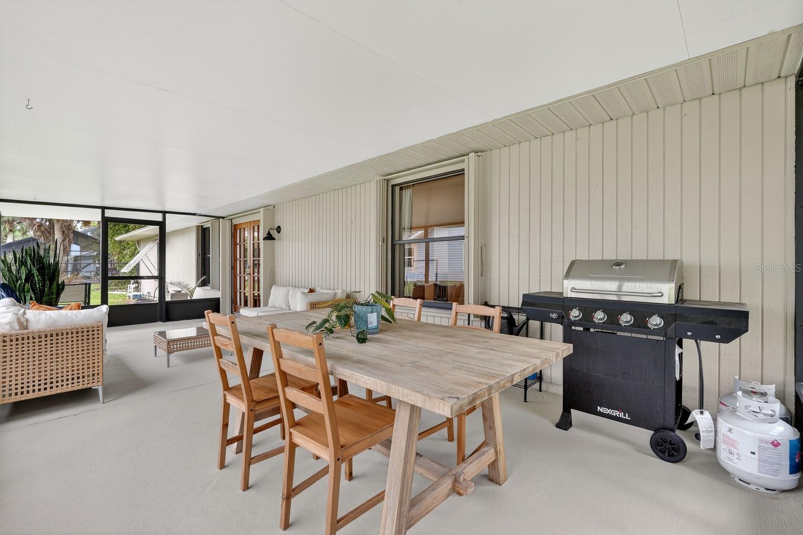 Image 28 of 42 For 5929 Hatteras Drive